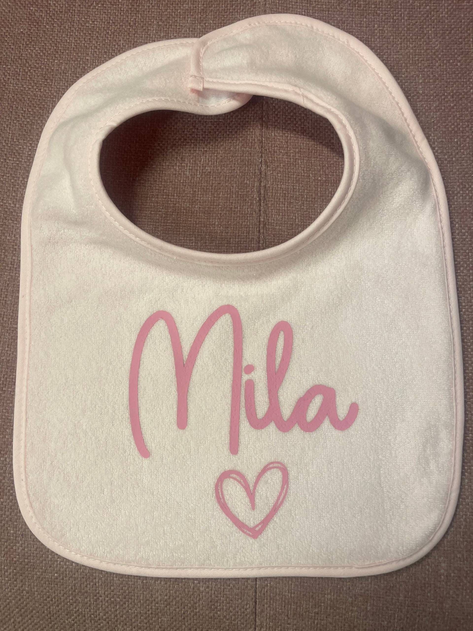 Namensdribbler Personalisiert, Babylätzchen Babyname Dribbler Babygeschenk Babygeschenk, Babypartygeschenk, Taufgeschenk Namensdribbler Personalisiert, Babylätzchen Babyname Dribbler Babygeschenk Babygeschenk, Babypartygeschenk, Taufgeschenk von Etsy - ThePersonalisedSiopa