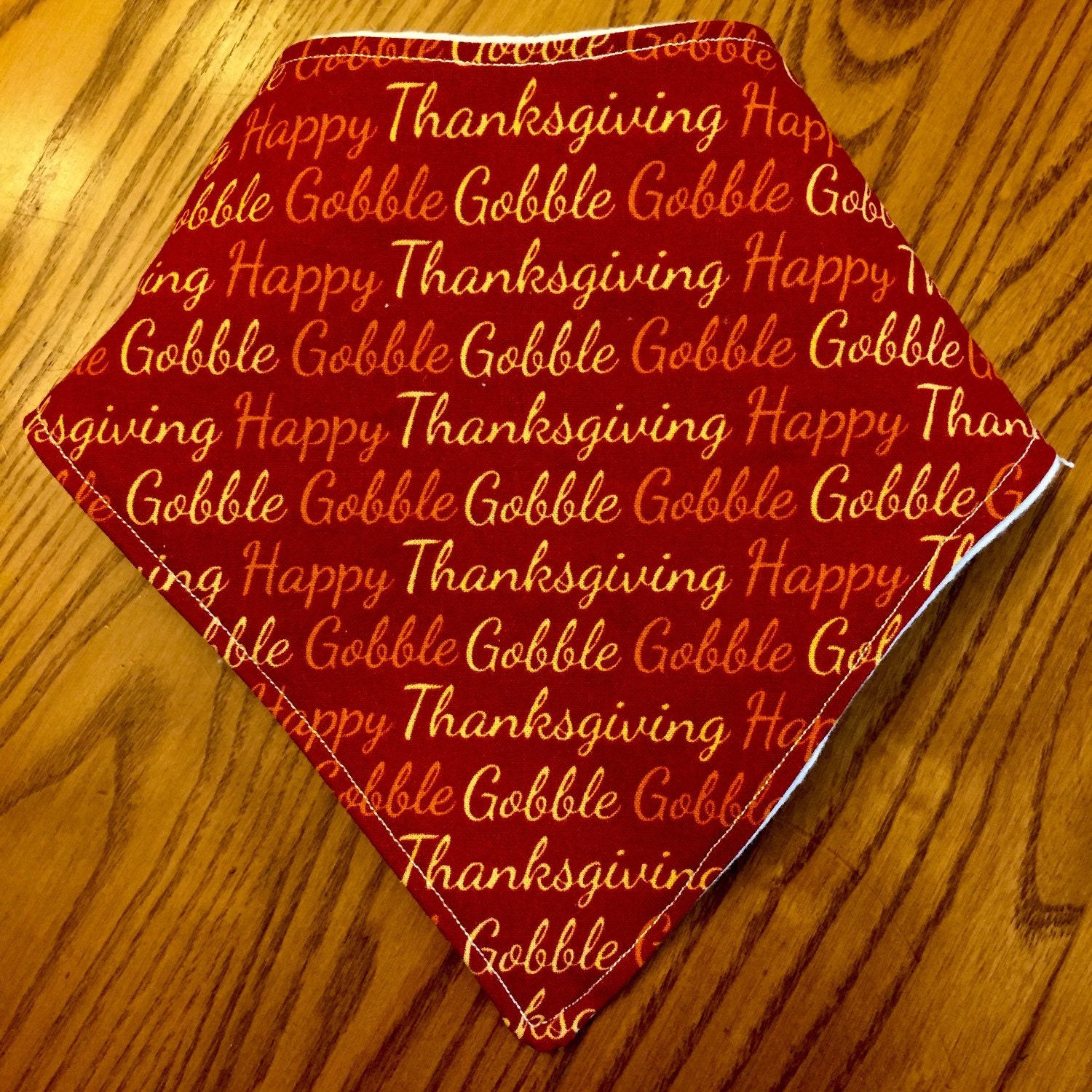 Baby Bandana Lätzchen - Thanksgiving Rote Gobble von Etsy - TheSewingGinger