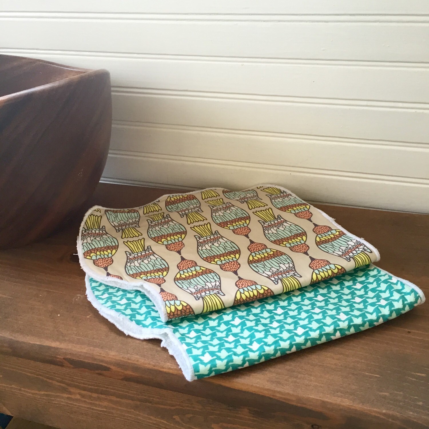 Konturierte Spucktücher - Moderne Vögel, 2Er Set Konturierte Spucktücher - Moderne Vögel, 2Er Set von Etsy - TheSewingGinger