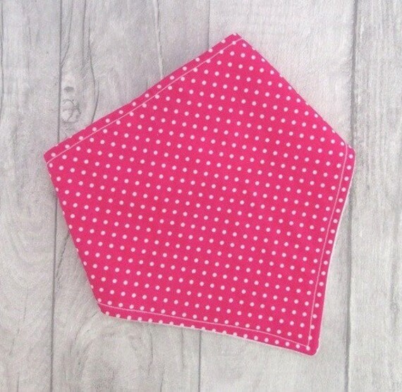 Bandana Dribble Lätzchen, Baby Polka Dot Neue Mama Geschenk, Kleinkind Absorbierende Baby-Dusche-Geschenk, Baby-Geschenk, Zähne Mädchen Lätzchen von Etsy - TheSewnbySarahShop