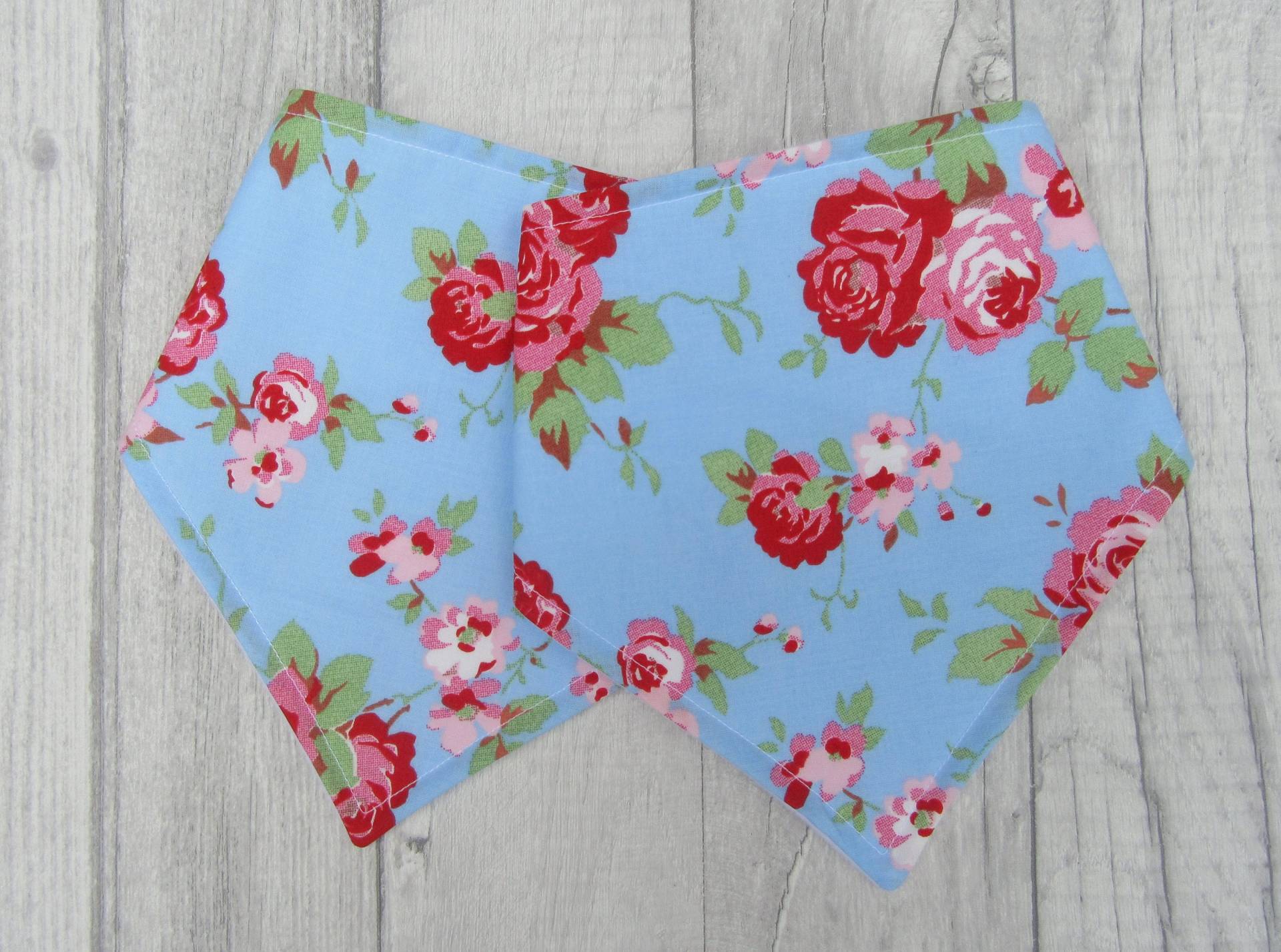 Bandana Lätzchen, Kath Kidston Baby Dribbeln Neue Mama Geschenk, Kleinkind Absorbierende Baby-Dusche-Geschenk, Baby-Geschenk, Baby-Schal Bandana Lätzchen, Kath Kidston Baby Dribbeln Neue Mama Geschenk, Kleinkind Absorbierende Baby-Dusche-Geschenk, Baby-Geschenk, Baby-Schal von Etsy - TheSewnbySarahShop