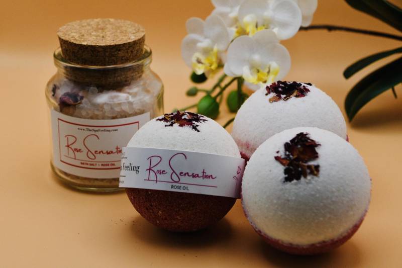 Badekugel & Badesalz Set, Geschenk Für Sie, Wellness Set Rosen, Frau, Bade-Set Rose, Wellnessgeschenk von Etsy - TheSpaFeeling