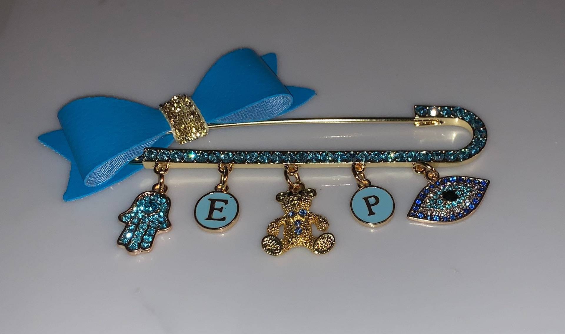 Custom Stroller Pin ™, Handgefertigtes 18 Karat Vergoldet, Baby Brosche, Best Newborn & Babypartygeschenk, Couture von Etsy - TheYinToYourPin