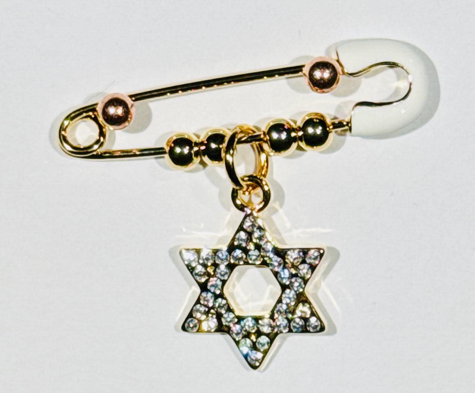Emaille Magen David Kinderwagen Pin, 18K Vergoldete Baby Brosche Emaille Magen David Kinderwagen Pin, 18K Vergoldete Baby Brosche von Etsy - TheYinToYourPin