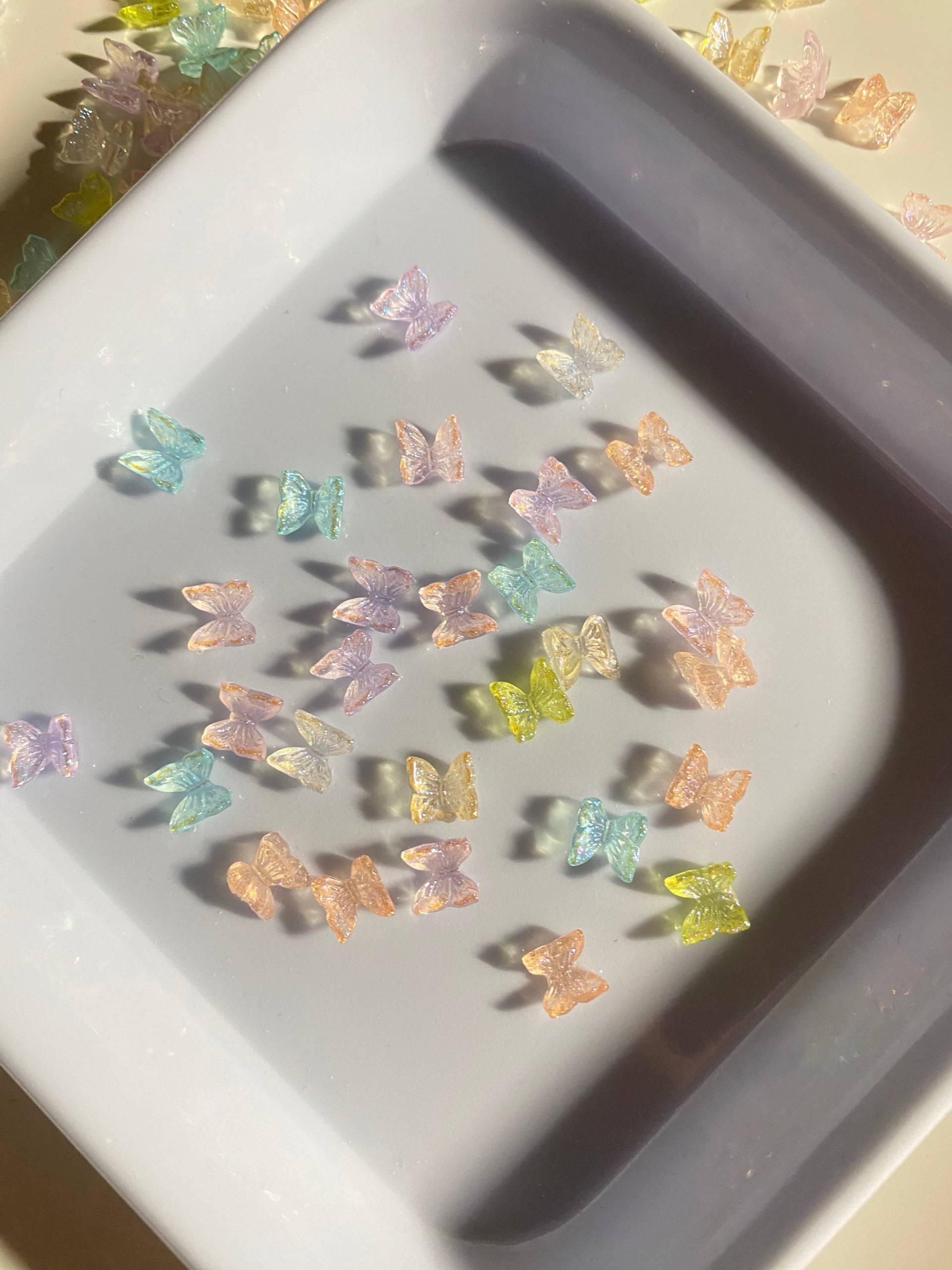 2 Farbe 10/20/50 Stk Mini Schmetterling Harz 3D Nagel Dekorationen, Diy Basteln Charms 2 Farbe 10/20/50 Stk Mini Schmetterling Harz 3D Nagel Dekorationen, Diy Basteln Charms von Etsy - Thebestbox66