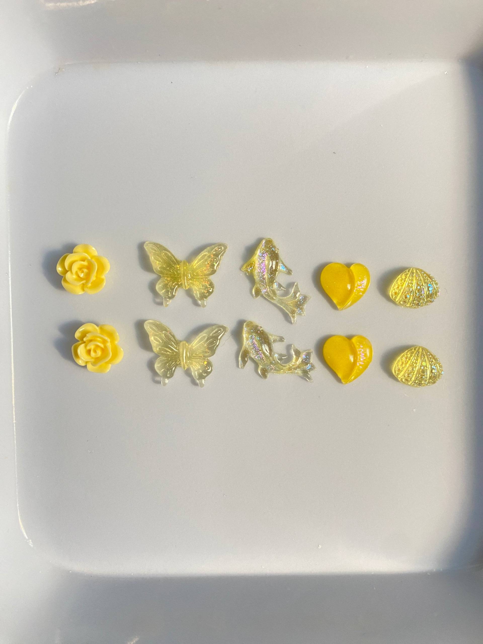 10 Stk 3D Nagel Dekorationen, Mix Blumen, Diy Basteln , Nagel Charms, Gelb Serie N3119 10 Stk 3D Nagel Dekorationen, Mix Blumen, Diy Basteln , Nagel Charms, Gelb Serie N3119 von Etsy - Thebestbox66