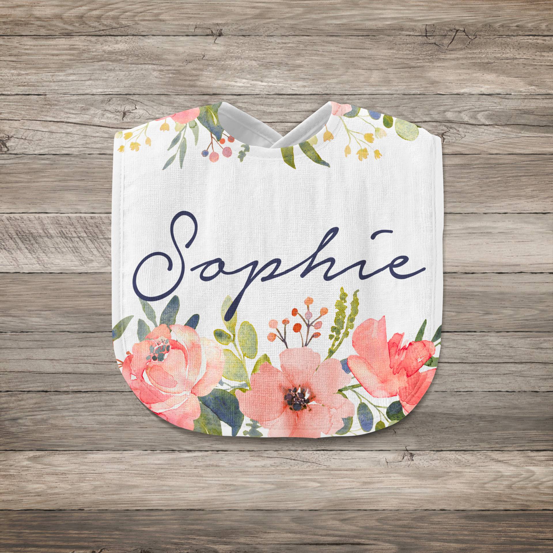Personalisiertes Blumenbaby-Namenslätzchen | Personalisierte Baby Mädchen Geschenk Baby-Dusche-Geschenk Rote Rose Blumenstrauß von Etsy - Thepillowgeek