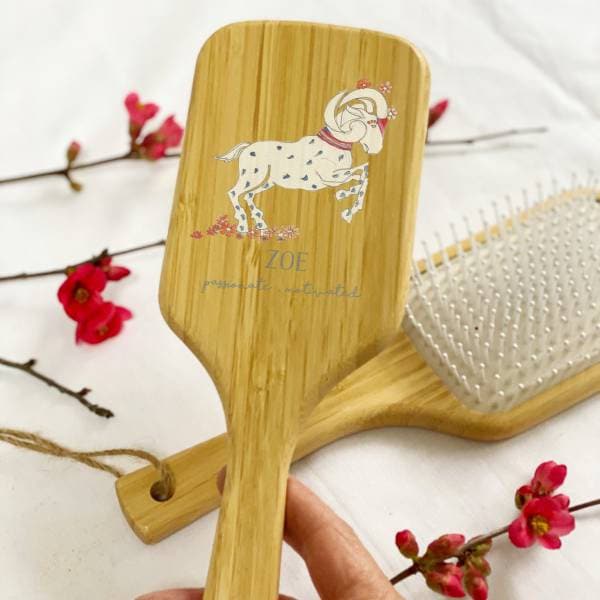 sternzeichen Paddle Haarbürste sternzeichen Paddle Haarbürste von Etsy - Thisisnessie