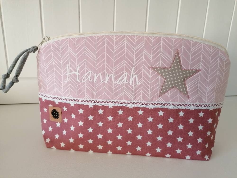 Kulturtasche/Windeltasche Mit Name /sterne /Rosa/Altrosa /Geschenk Zur Geburt/Taufgeschenk/Personalisiertes Geschenk Kulturtasche/Windeltasche Mit Name /sterne /Rosa/Altrosa /Geschenk Zur Geburt/Taufgeschenk/Personalisiertes Geschenk von Etsy - TinasKnoepfchen