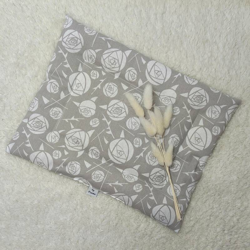 Dinkelkissen Körnerkissen Mit Bio Dinkel Kuschelkissen Natürliche Wärme Körperkissen Handgemachtes Kuscheliges Kissen Geschenk Freundin Dinkelkissen Körnerkissen Mit Bio Dinkel Kuschelkissen Natürliche Wärme Körperkissen Handgemachtes Kuscheliges Kissen Geschenk Freundin von Etsy - TinimakreativDE