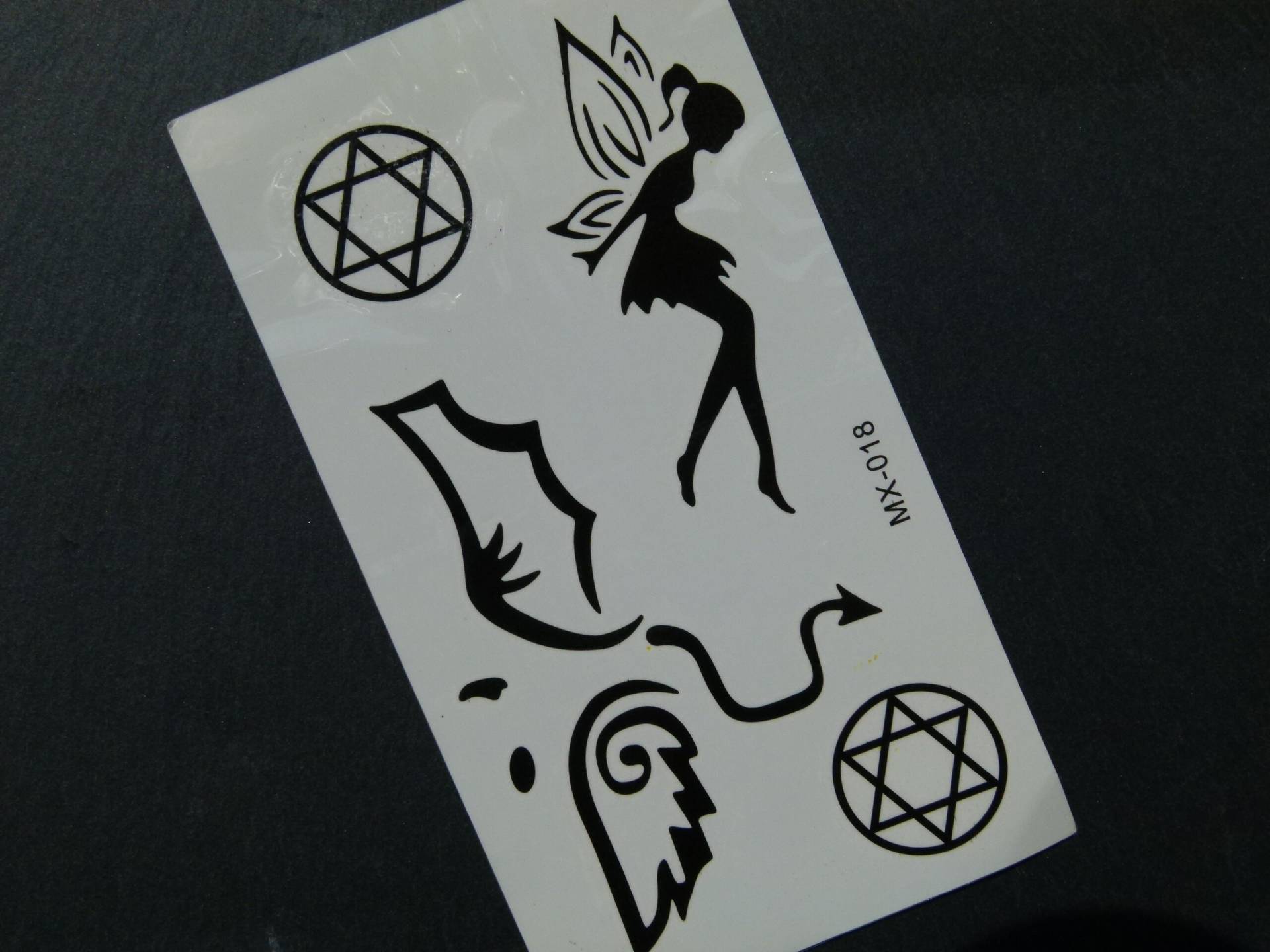 Nr. 083 - Temporäres Tattoo Boho Schwarz Elfe Flügel Stern Körperschmuck Körperbild Fake Nr. 083 - Temporäres Tattoo Boho Schwarz Elfe Flügel Stern Körperschmuck Körperbild Fake von Etsy - TinkyStarShop