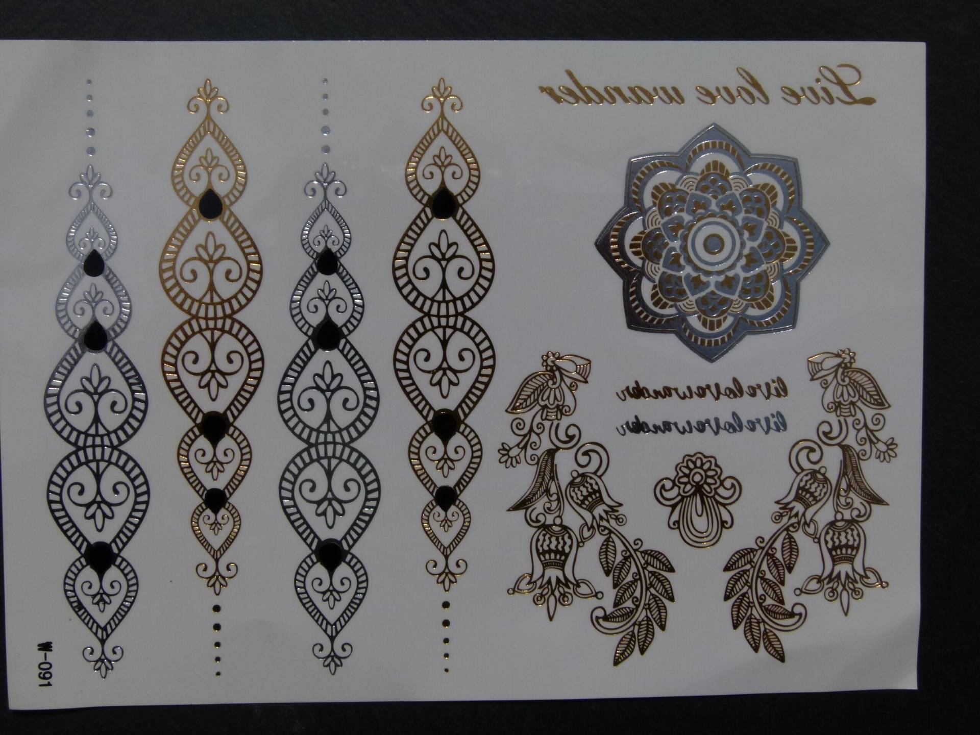 Nr. 119 - Temporäres Tattoo Boho Gold Herz Blume Zeichen Mandala Körperschmuck Körperbild Fake Armtattoo Körpertattoo Nr. 119 - Temporäres Tattoo Boho Gold Herz Blume Zeichen Mandala Körperschmuck Körperbild Fake Armtattoo Körpertattoo von Etsy - TinkyStarShop