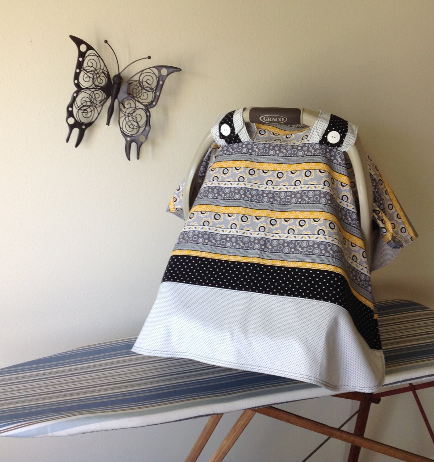 Autositz Baldachin - Baby Carrier Cover Sonnenblume, Gelb Schwarz Weiß Mädchen Baby-Dusche-Geschenk von Etsy - TinyLittleDots2