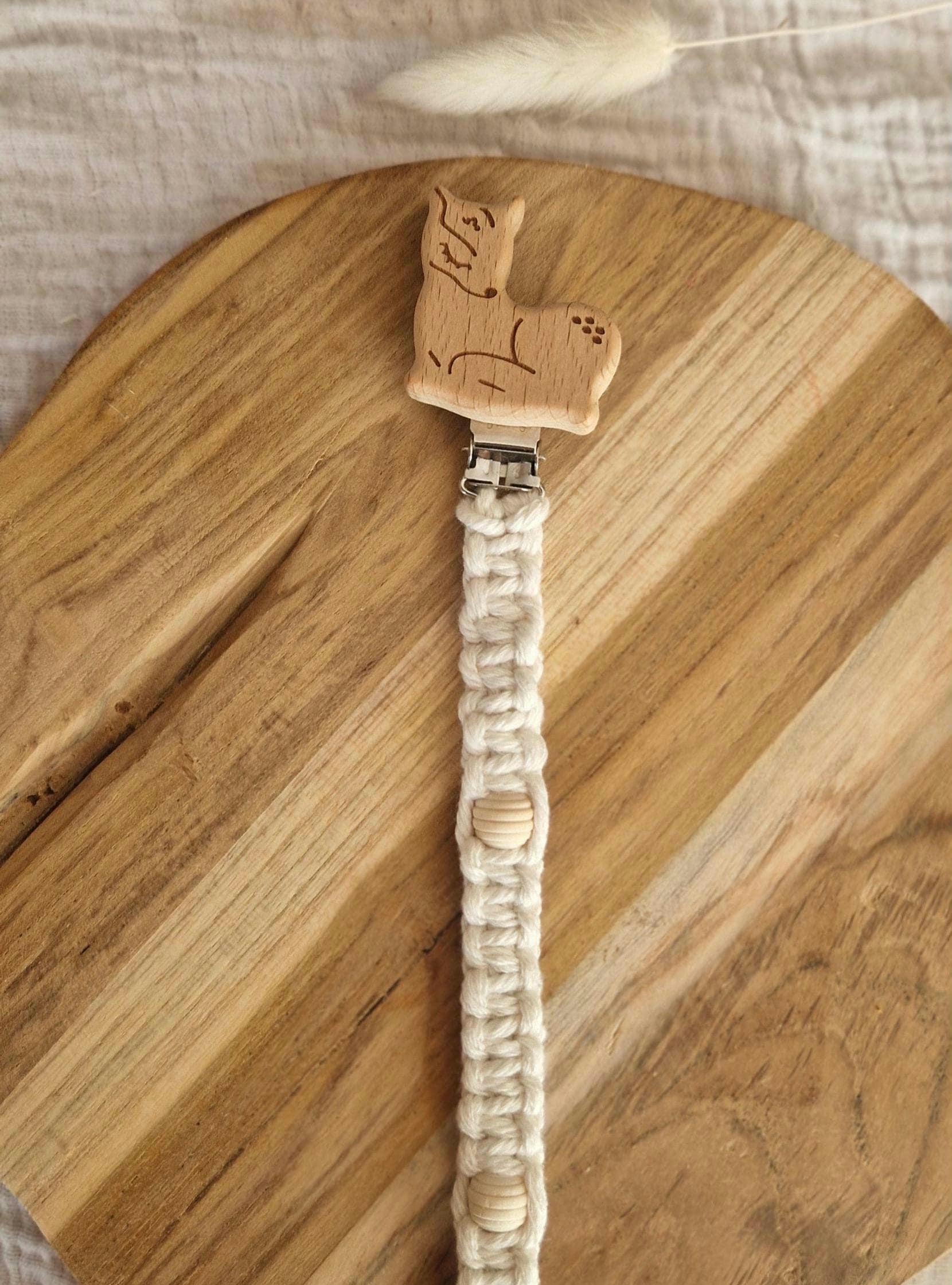 Handgemachte Makramee Schnullerkette Cremeweiß - Mit/Ohne Perlen Boho Babyzubehör -Schnullerband Baby -Geschenk Zur Geburt Handgemachte Makramee Schnullerkette Cremeweiß - Mit/Ohne Perlen Boho Babyzubehör -Schnullerband Baby -Geschenk Zur Geburt von Etsy - TitiloobyKiki
