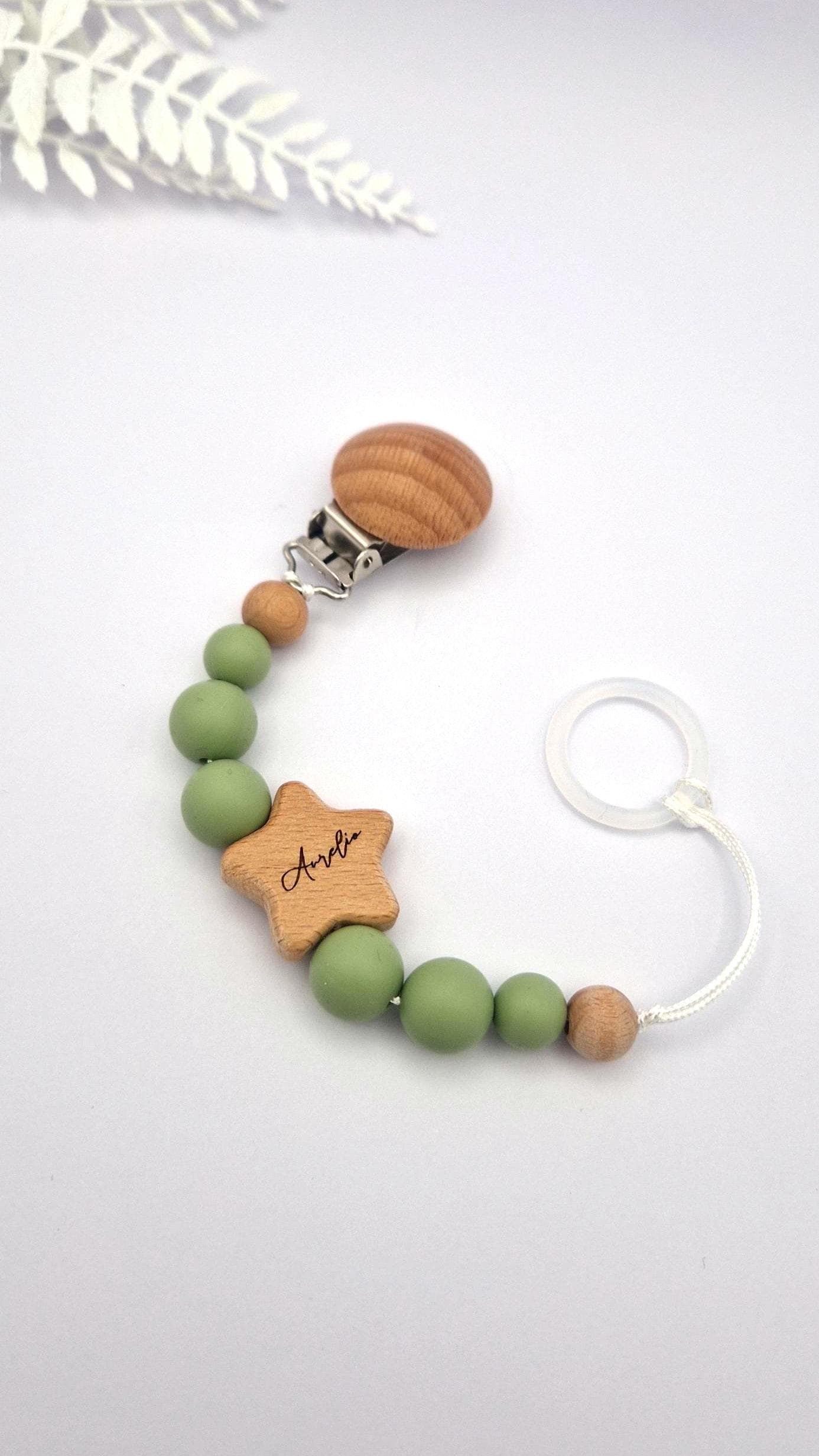Personalisierte Schnullerkette Mit Namen | Grün Baby Geschenk Geburt & Taufe Handgemachter Schnullerhalter Bpa-Frei| Mit Namensgravur Personalisierte Schnullerkette Mit Namen | Grün Baby Geschenk Geburt & Taufe Handgemachter Schnullerhalter Bpa-Frei| Mit Namensgravur von Etsy - TitiloobyKiki