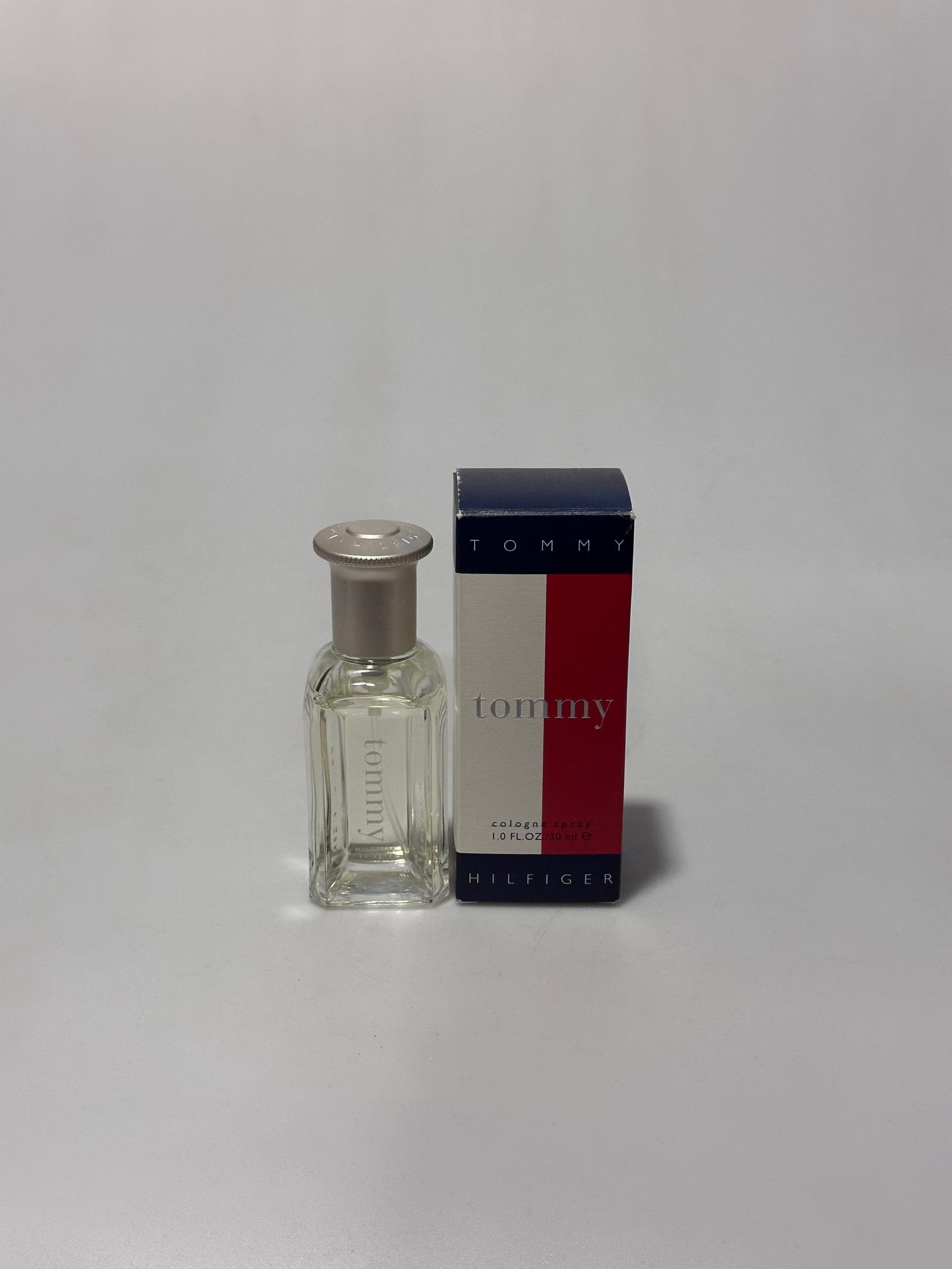 Vintage Tommy Hilfiger Köln Spray 30Ml - 1.0 Fl.oz Vintage Tommy Hilfiger Köln Spray 30Ml - 1.0 Fl.oz von Etsy - Tomasperfume