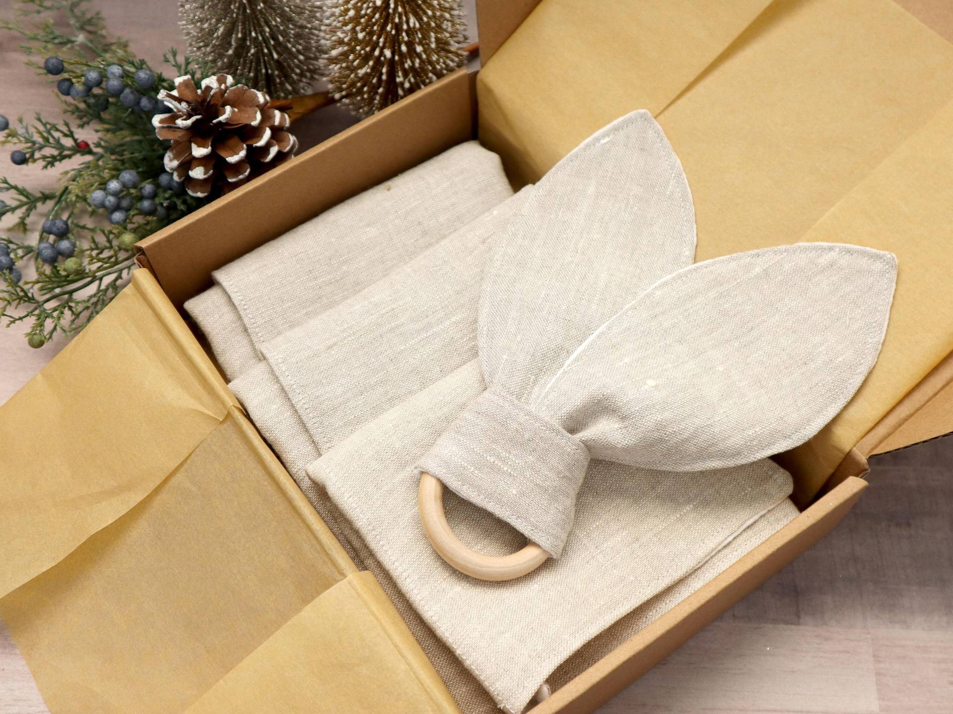 Geschenk Für Neue Mutter, Leinenhase Beißring Und Spucktücher Set, Baby Geschenk, Baby-Dusche-Geschenk, Geschenk-Set, Ostern Umweltfreundliches von Etsy - TomomiSewingBox