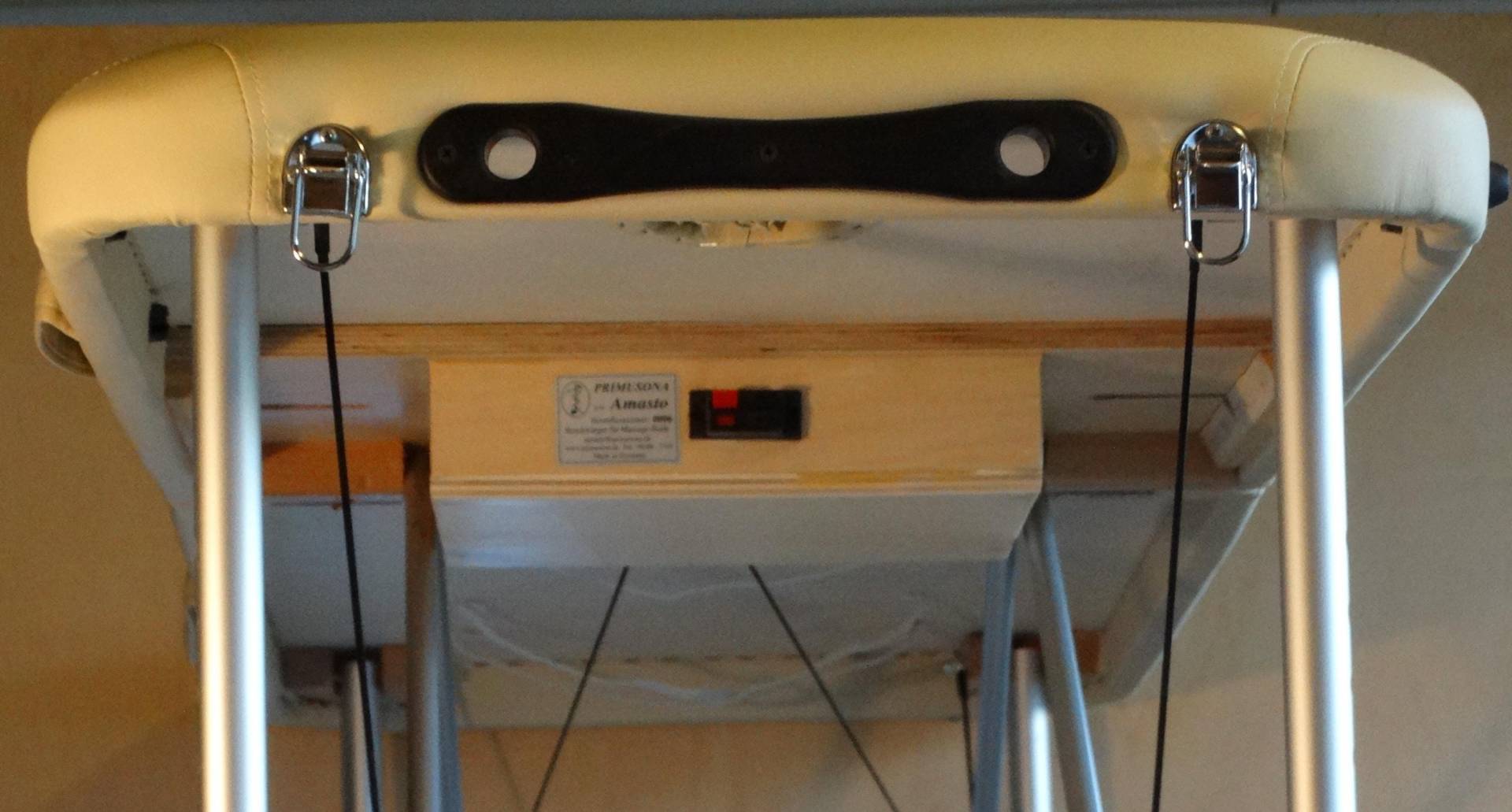 Schwingende Massagebank, Es Ist in Die Massagebank Ein Beschwingerteil Eingebaut, Der Gesundheitsfördernden Frequenzen Überträgt Schwingende Massagebank, Es Ist in Die Massagebank Ein Beschwingerteil Eingebaut, Der Gesundheitsfördernden Frequenzen Überträgt von Etsy - TontherapiePrimusona