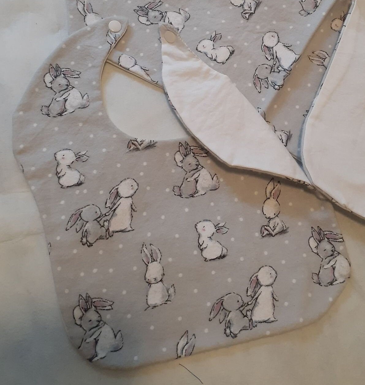Handgemachte Lätzchen Handgemachte Lätzchen von Etsy - TreasuresbyGayleAU