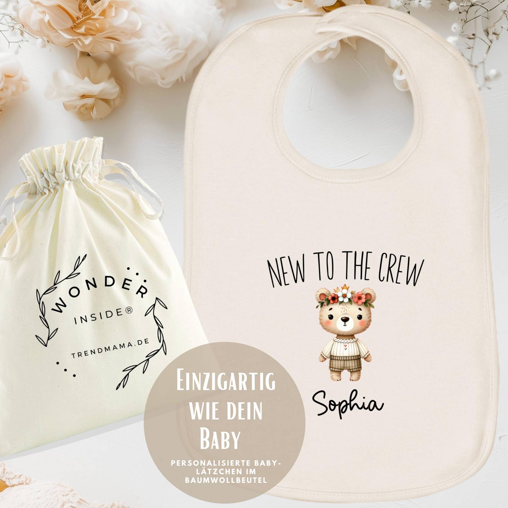 Personalisiertes Babylätzchen - Mit Namen | New To The Crew |Geschenk Geburt, Baby Shower & Taufe Design Bär Im Geschenke Baumwollbeutel Personalisiertes Babylätzchen - Mit Namen | New To The Crew |Geschenk Geburt, Baby Shower & Taufe Design Bär Im Geschenke Baumwollbeutel von Etsy - TrendMama
