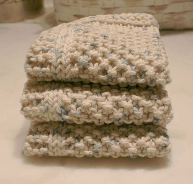 Luxuriöse Cremefarbene Baumwollwaschlappen Mit Einem Hauch Von Landblau. Verkauft Als 3Er-Set. Sie Sind Tolle Geschenke Für Dich Oder Freunde Luxuriöse Cremefarbene Baumwollwaschlappen Mit Einem Hauch Von Landblau. Verkauft Als 3Er-Set. Sie Sind Tolle Geschenke Für Dich Oder Freunde von Etsy - TrinksKnitting