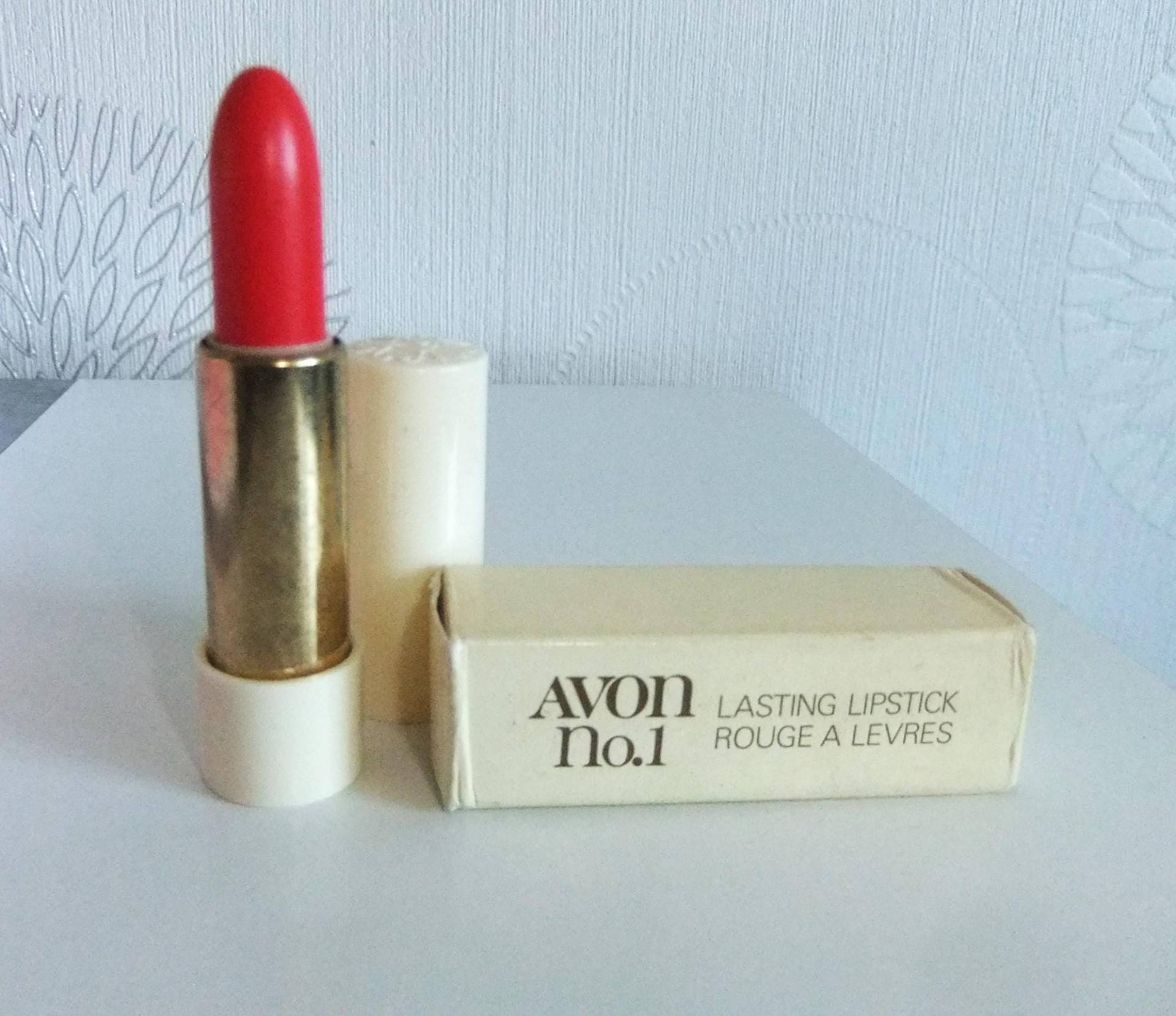 1970Er Jahre Original Avon Lippenstift Nr.11 Inkl. Überkarton, Der Ist Unbenutzt 1970Er Jahre Original Avon Lippenstift Nr.11 Inkl. Überkarton, Der Ist Unbenutzt von Etsy - TroedelMarie