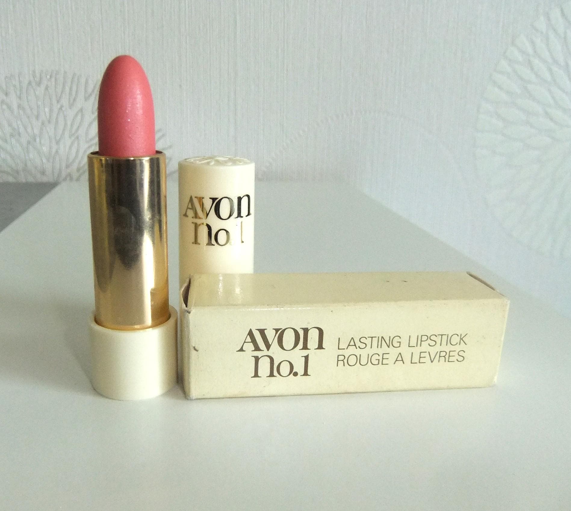 Original Vintage Avon Lippenstift "Rhapsody" Inkl. Überkarton, Der Ist Unbenutzt von Etsy - TroedelMarie