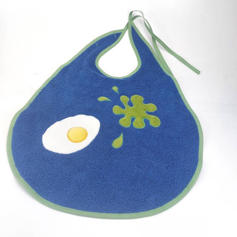 Großes Lätzchen Xxl , Senioren Lätzchen, Spucktuch Für Erwachsene, Königsblau, Mit Spiegelei Und Spinatfleck-Applikation Großes Lätzchen Xxl , Senioren Lätzchen, Spucktuch Für Erwachsene, Königsblau, Mit Spiegelei Und Spinatfleck-Applikation von Etsy - Trullafabrik