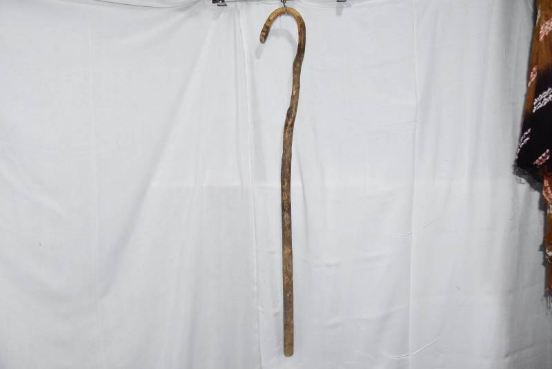 Alte Tuareg-Canse-Krücke, Vintage African Canse, Derby Tuareg Canes Wood von Etsy - TuaregBerberShop