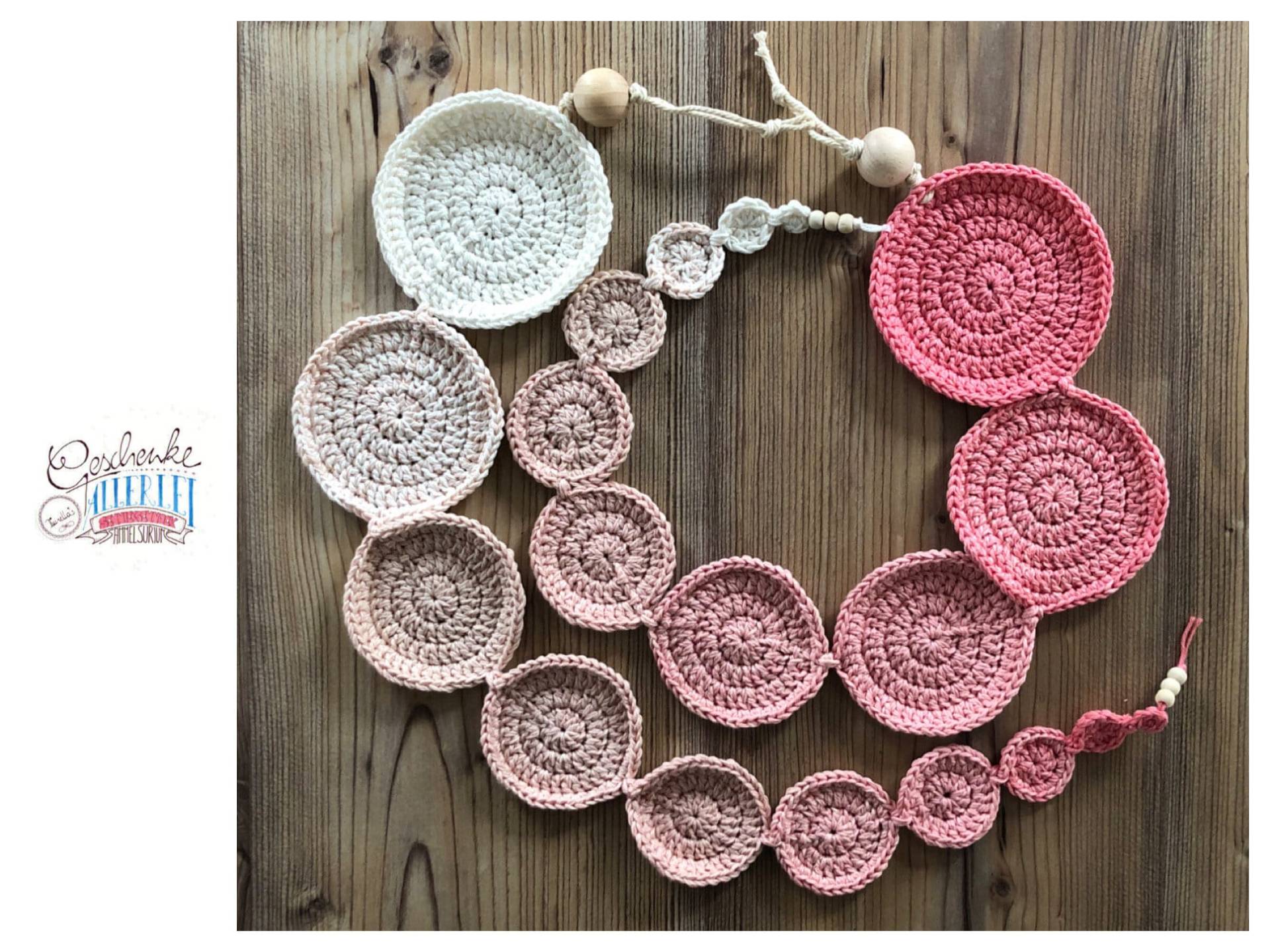 Gehäkelte Muttermund-Schablonen Für Hebammen - Lehrkette in Rosa Und Naturweiß Lehrmittel Lehrmodell Die Geburtsvorbereitung Gehäkelte Muttermund-Schablonen Für Hebammen - Lehrkette in Rosa Und Naturweiß Lehrmittel Lehrmodell Die Geburtsvorbereitung von Etsy - TunellasGeschenke