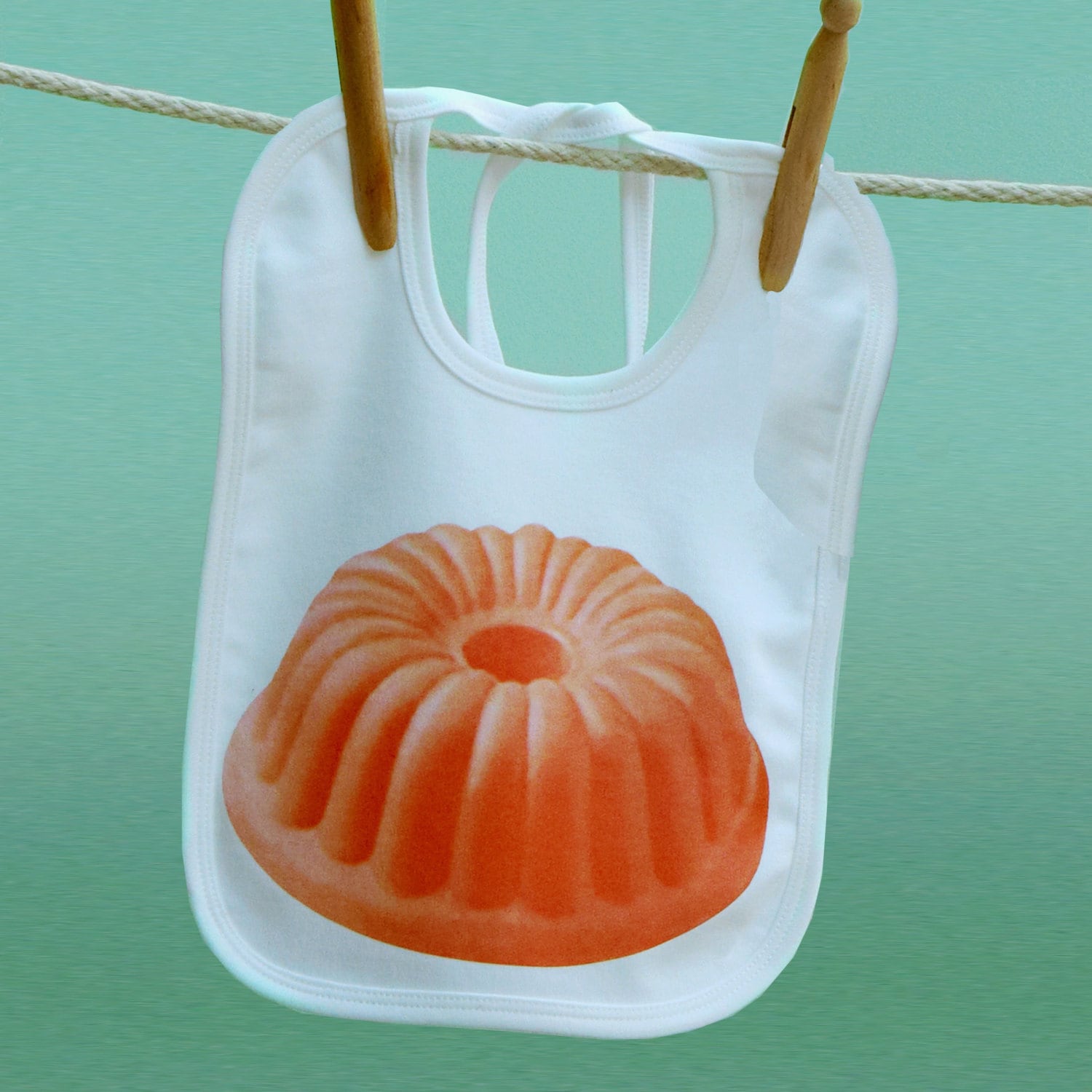 Baby Lätzchen - Blancmange Geschenk Für Neues Baby, Neue Mutter, Neuer Vater von Etsy - TwistedTweeLtd