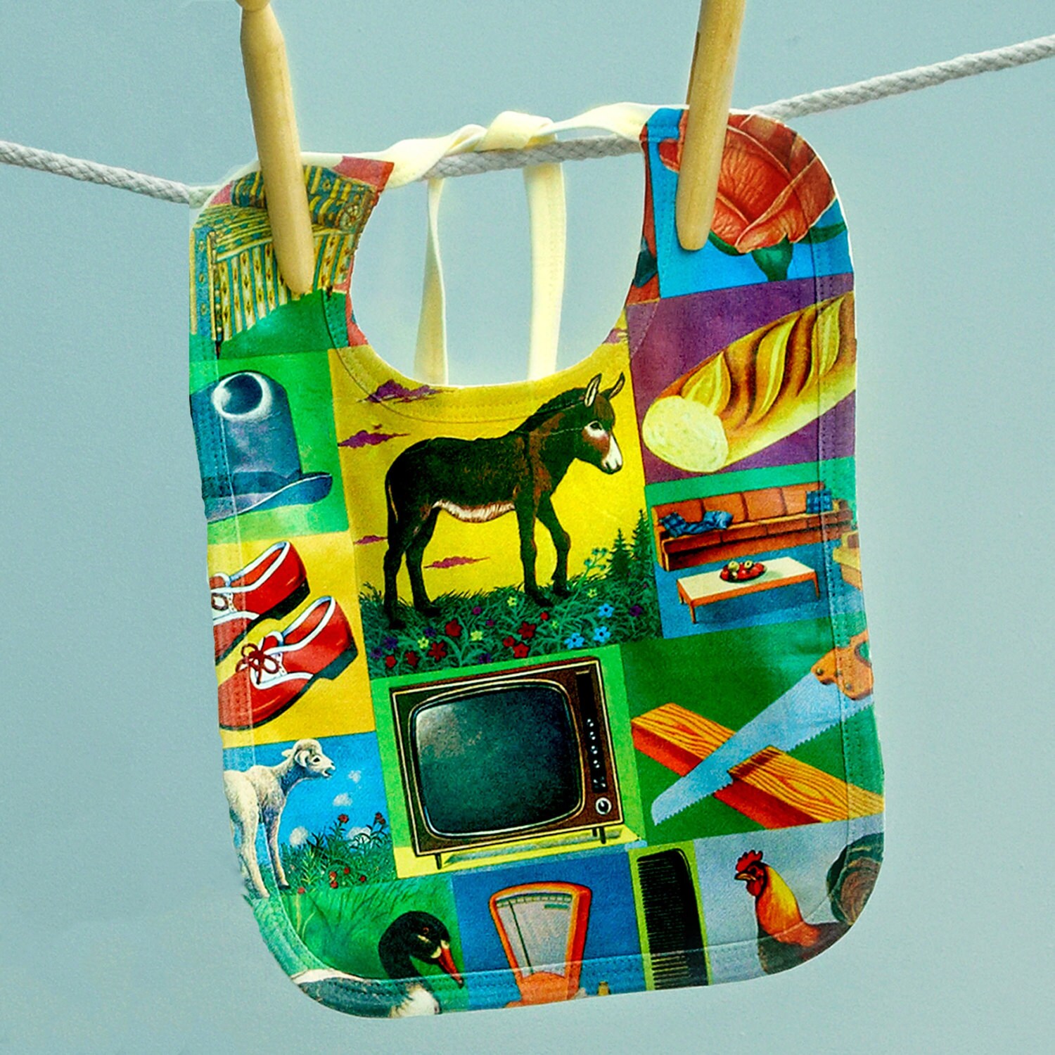 Baby Lätzchen - Vintage Esel Und Fernsehen Design von Etsy - TwistedTweeLtd