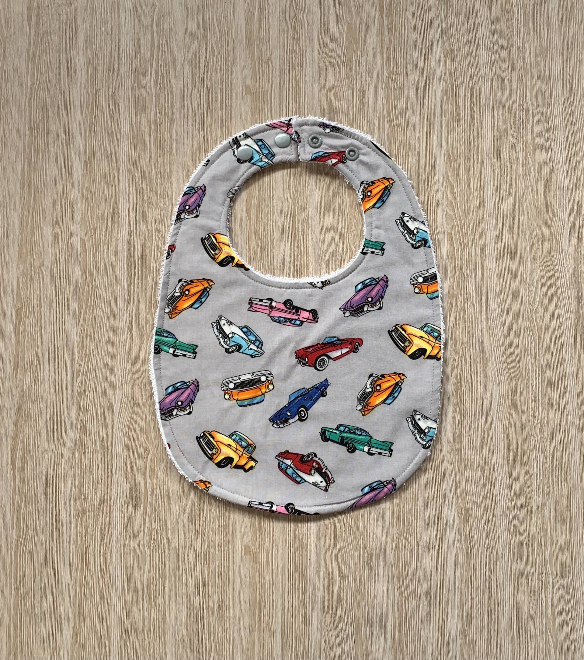 Lätzchen Mit Großem Frottee Vintage Auto Druck, Aus Australien von Etsy - TwoBlackRabbits