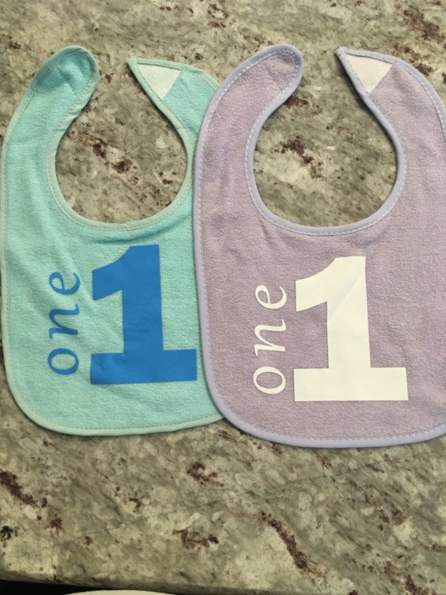 Ein Jahr Altes Baby Lätzchen von Etsy - TwoLittleTexans