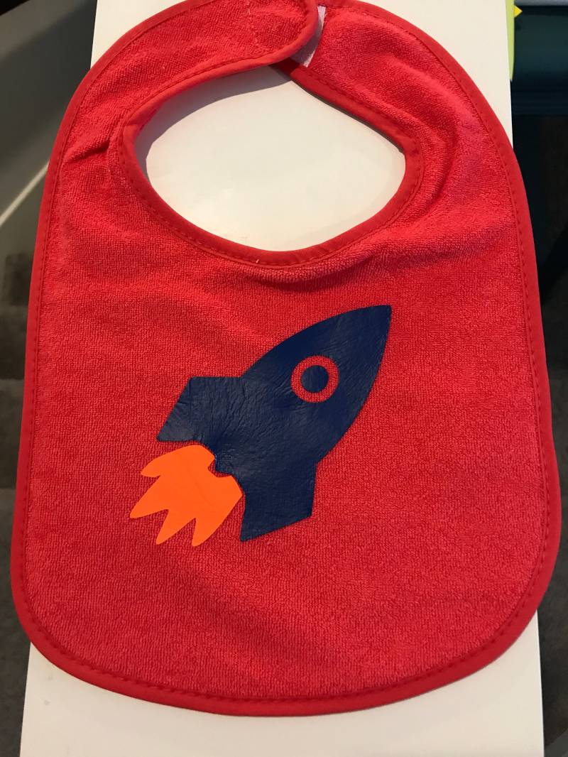 Rakete Schiff Baby Lätzchen von Etsy - TwoLittleTexans