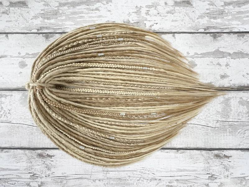 Blond Dreadlock Erweiterungs Bundle, Platinblond Dread Esche, Viking Hippie, Micro Loks Dünn, De Soft Loose End von Etsy - TwodotsDreadsWigs