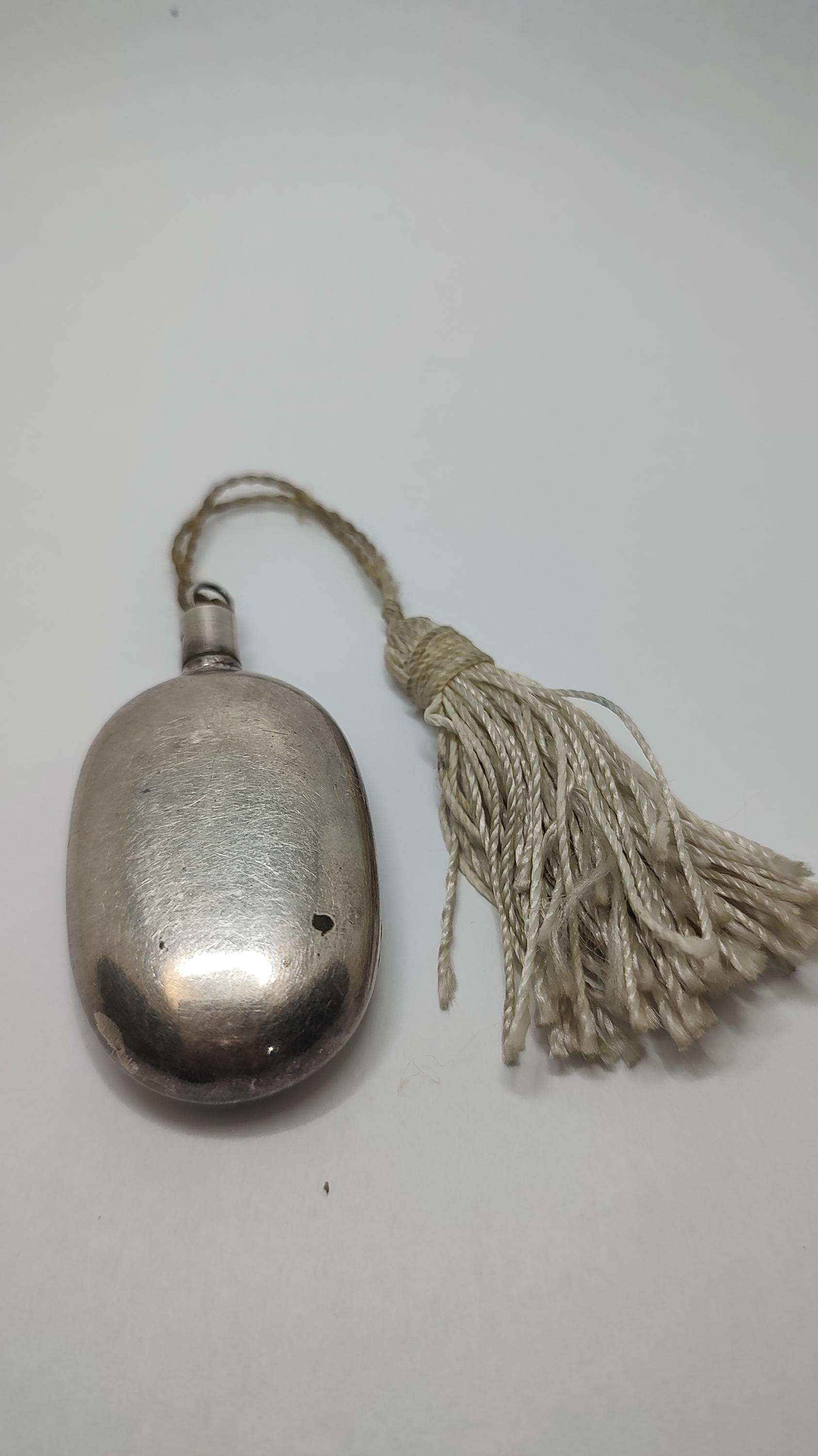Antike Gepunzte 800Er Silber Mini Parfüm Flasche von Etsy - UniqueArtGiftStore