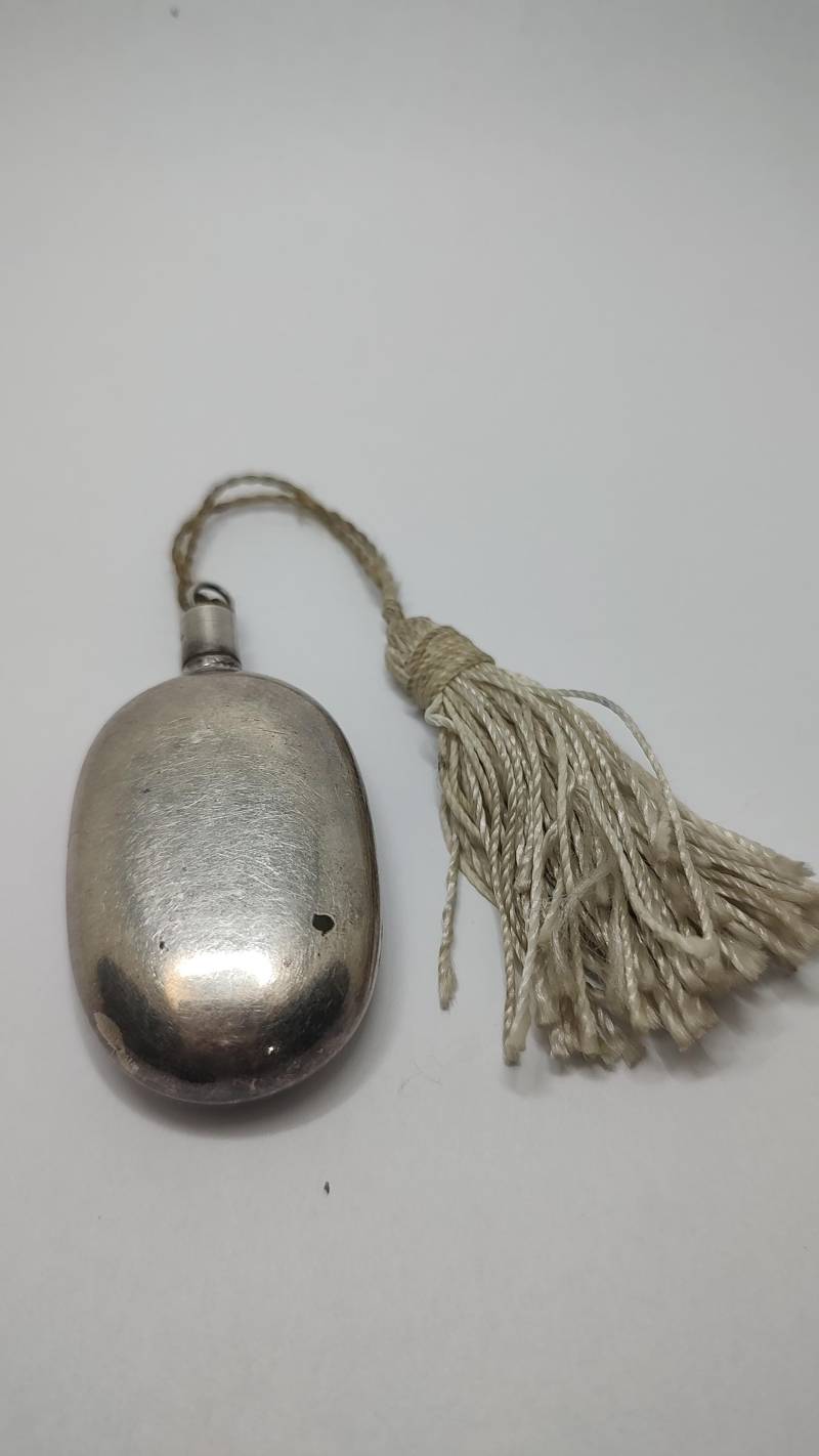 Antike Gepunzte 800Er Silber Mini Parfüm Flasche von Etsy - UniqueArtGiftStore