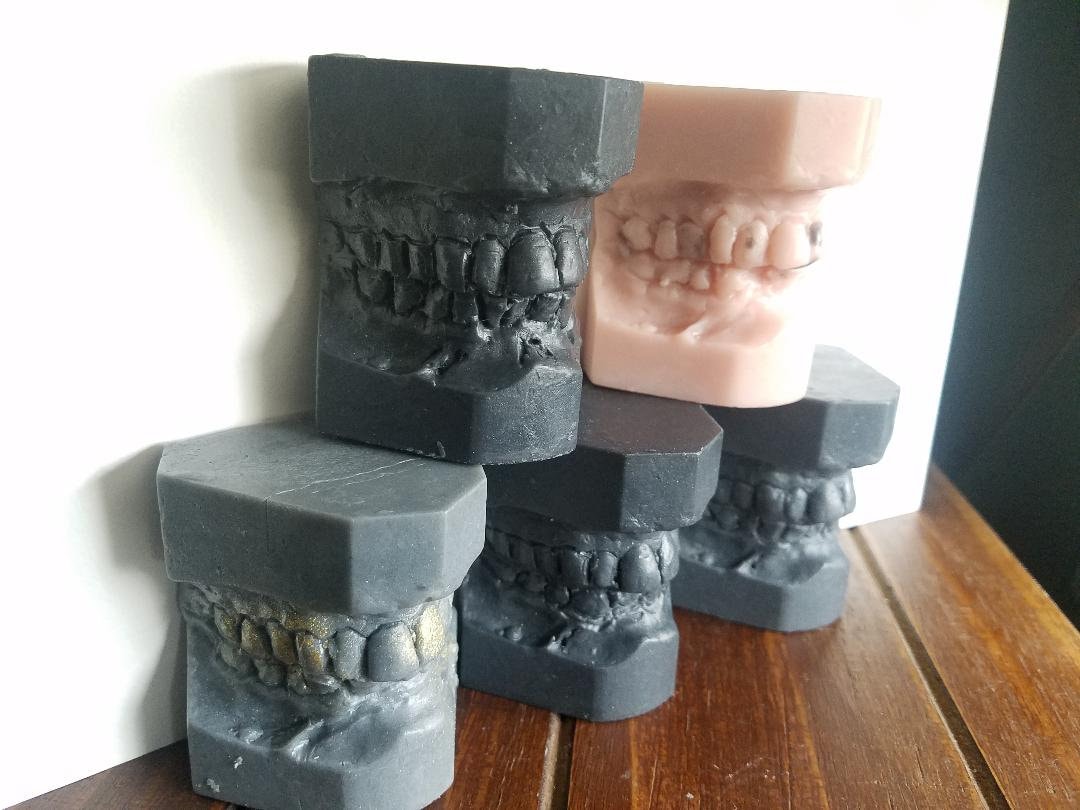 Rotten Teeth Original Seife von Etsy - UniqueFolks