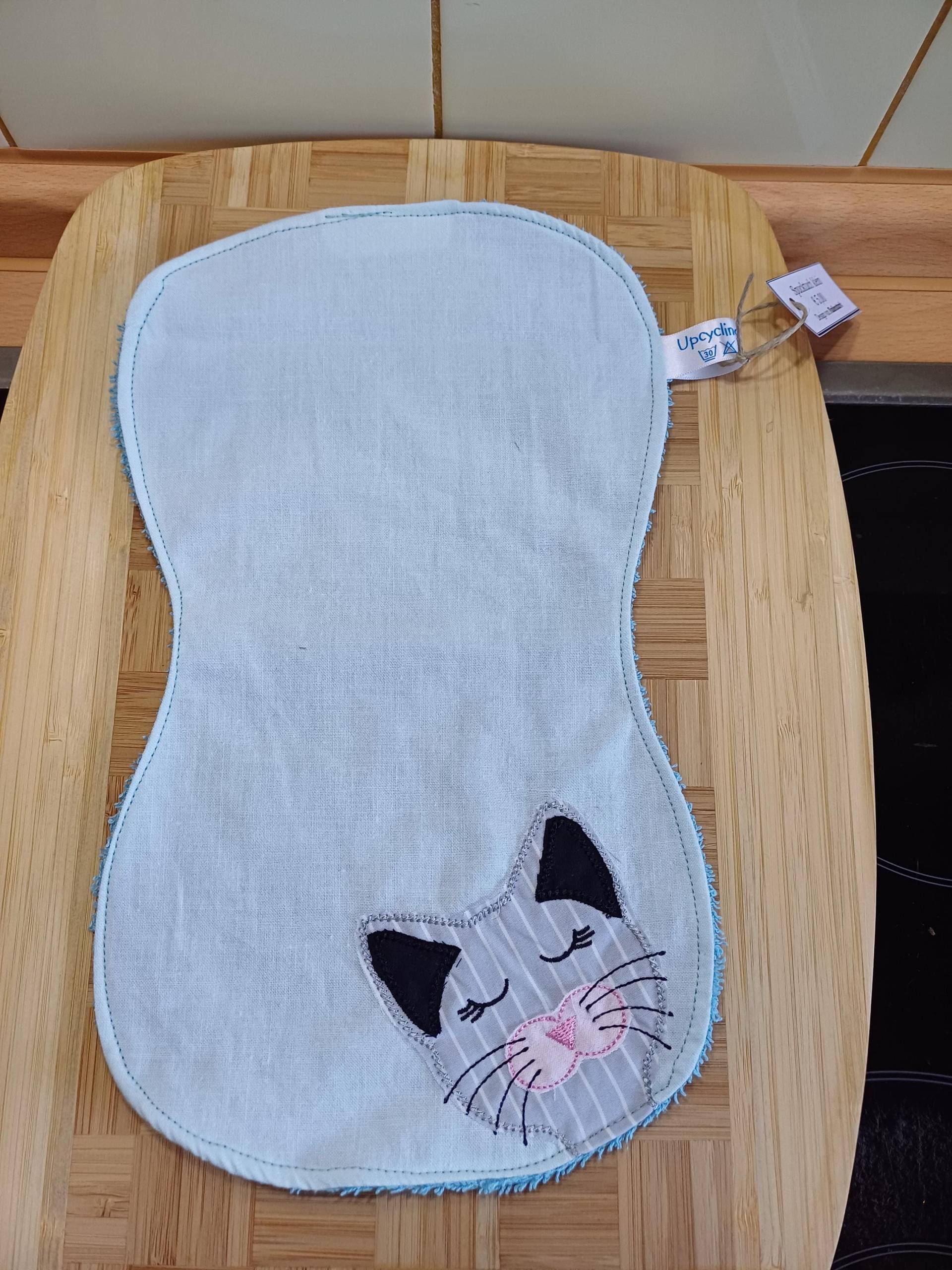 Spucktuch "Katze" - Türkis/Grau Upcycling Unikat Handarbeit #333 von Etsy - UpcyclingbyPaMue