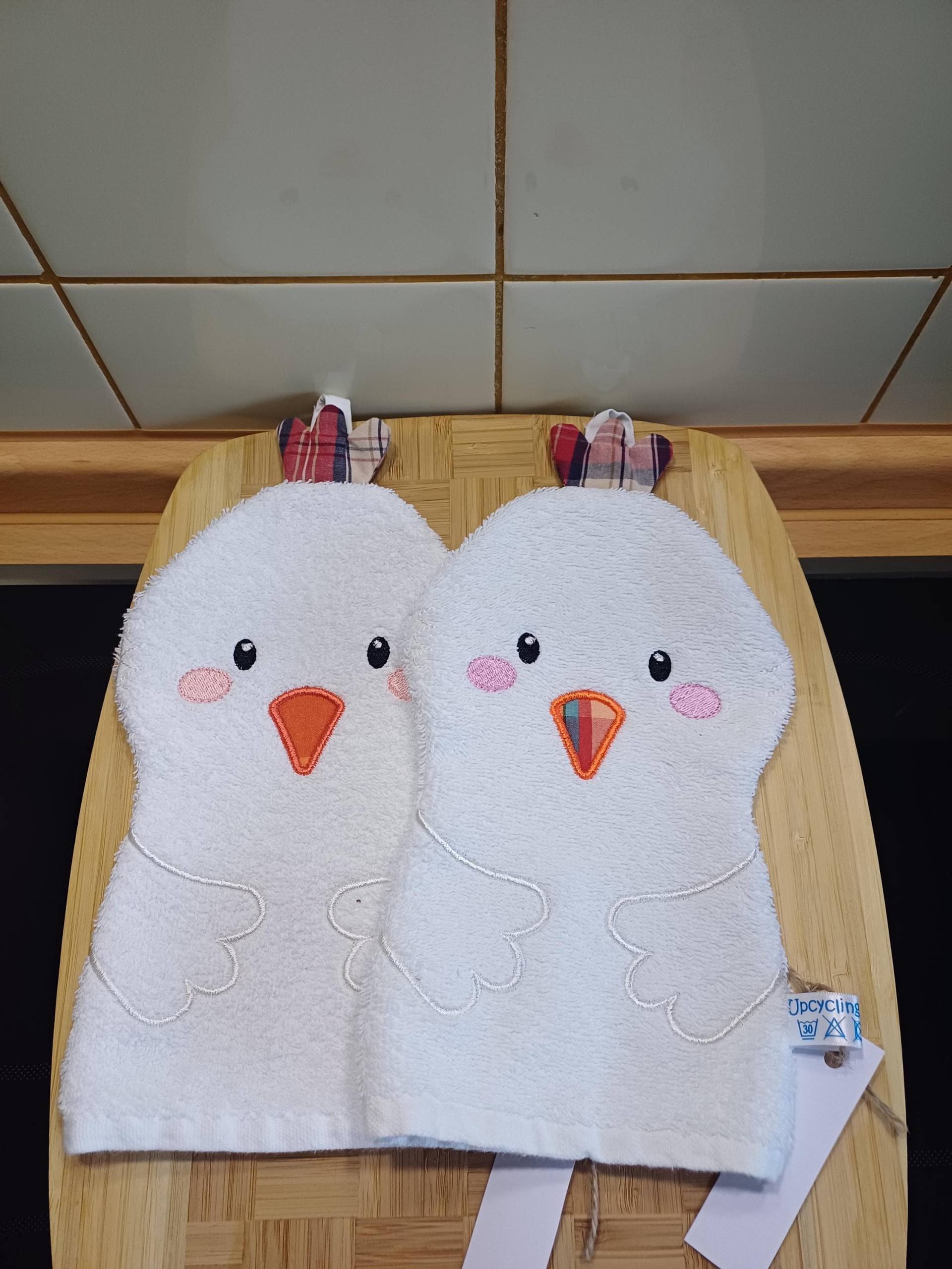 Tier-Waschlappen Hahn Weiß - Upcycling Unikat Handarbeit #851 von Etsy - UpcyclingbyPaMue