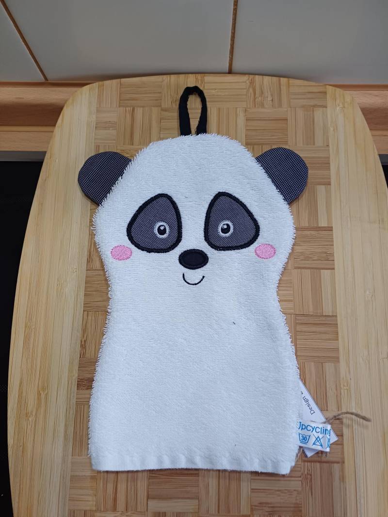 Tier-Waschlappen Panda Weiß - Upcycling Unikat Handarbeit #802 von Etsy - UpcyclingbyPaMue