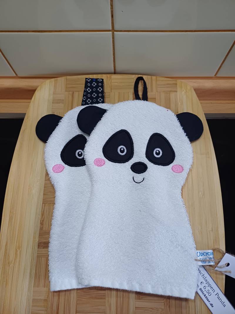 Tier-Waschlappen Panda Weiß - Upcycling Unikat Handarbeit #806 von Etsy - UpcyclingbyPaMue