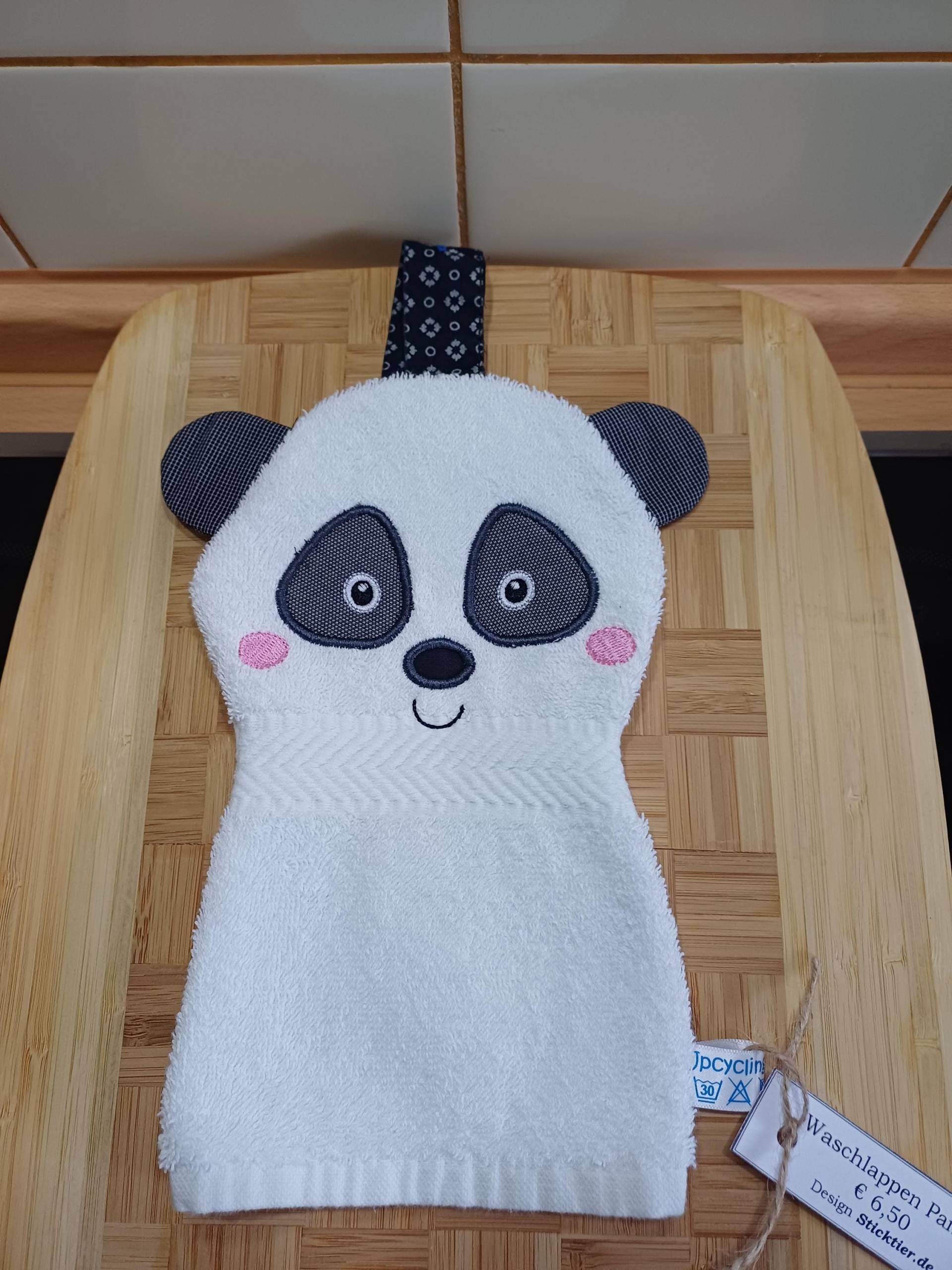 Tier-Waschlappen Panda Weiß - Upcycling Unikat Handarbeit #814 von Etsy - UpcyclingbyPaMue