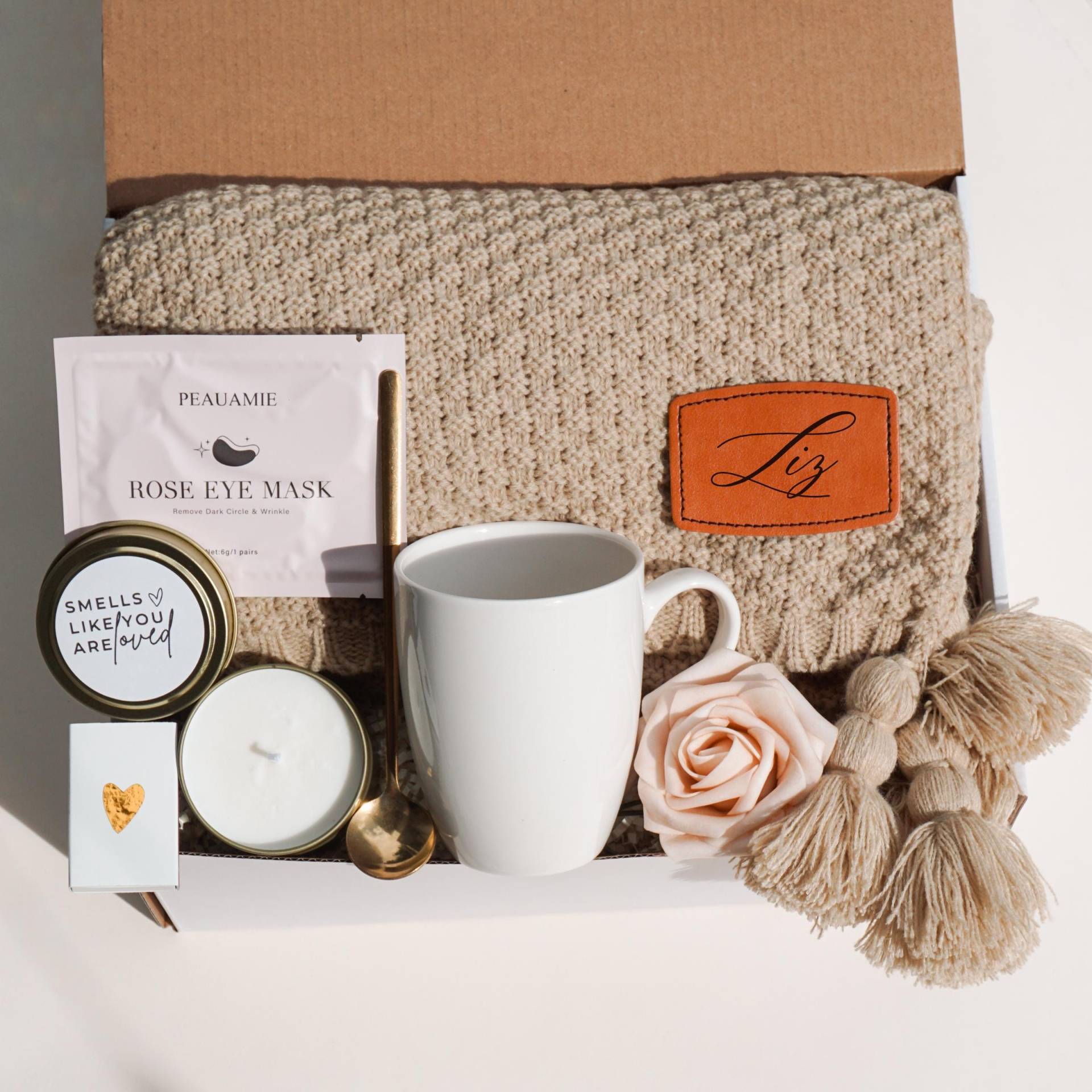 Senden Einer Umarmung Geschenkbox Personalisierte Decke Geburtstagsgeschenk Für Mama Muttertag Geschenk Von Tochter Einweihungsparty Abschluss Senden Einer Umarmung Geschenkbox Personalisierte Decke Geburtstagsgeschenk Für Mama Muttertag Geschenk Von Tochter Einweihungsparty Abschluss von Etsy - VUNandCo