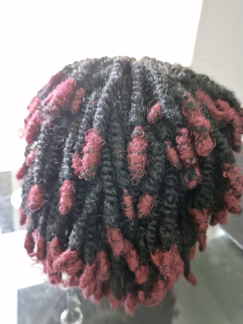 Kurze Geflochtene Perücke von Etsy - VeeveeWigs