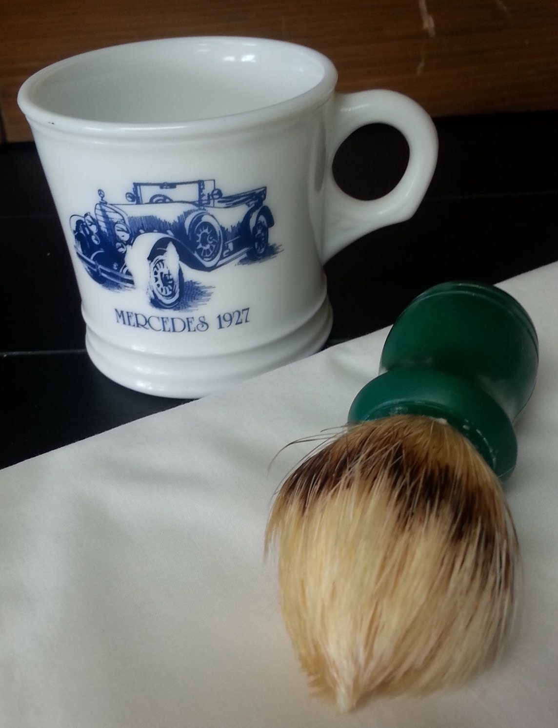 Surrey Rasierschale Mercedes 1927 Aufkleber Mit Grünem Griff Natürlichen Borsten Rasieren Bursh von Etsy - VerdeVintageThrift