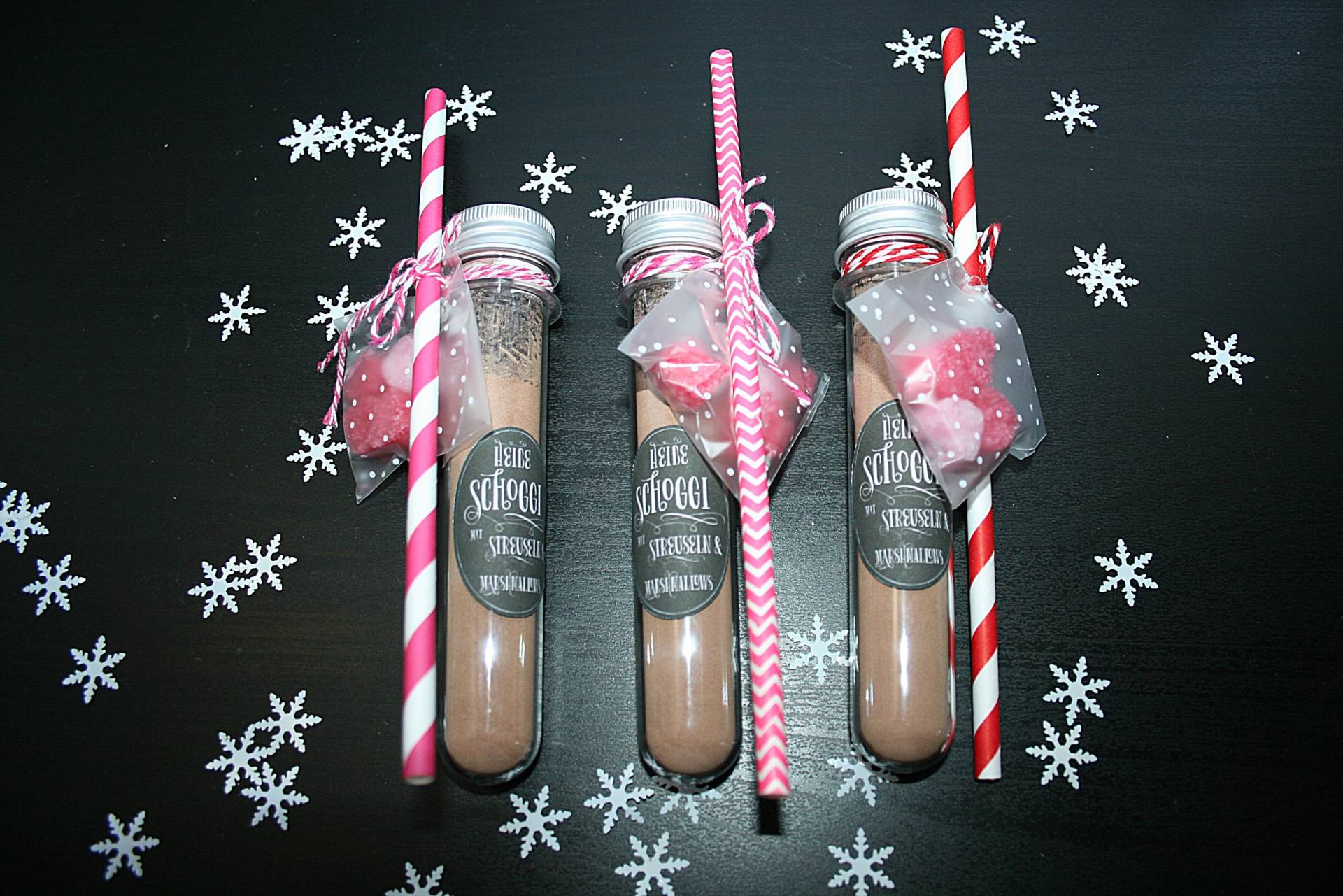 Heisse Schoggi Im Reagenzglas, Mitbringsel, Wichtel, Advent, Geschenk, Schokolade, Marshmallow, Weihnachten Heisse Schoggi Im Reagenzglas, Mitbringsel, Wichtel, Advent, Geschenk, Schokolade, Marshmallow, Weihnachten von Etsy - VerpackungsART