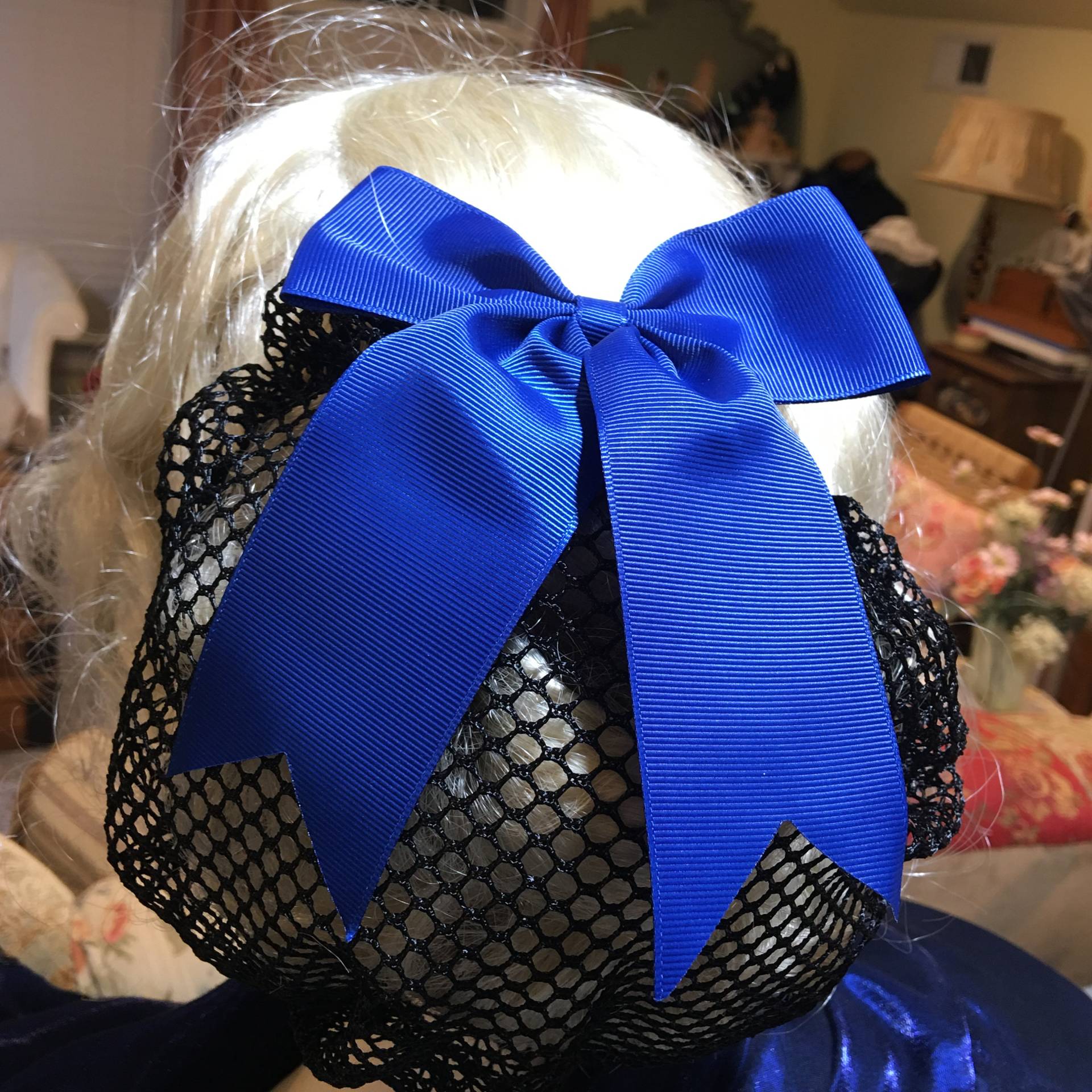 Handgemachter Schwarzer Haarnetz Rundschal Mit Samt Oder Grosgrain Schleife Und Haarspange. Decken Sie Big Hair Diesem Schwarzen Ab. Wählen Bogen Handgemachter Schwarzer Haarnetz Rundschal Mit Samt Oder Grosgrain Schleife Und Haarspange. Decken Sie Big Hair Diesem Schwarzen Ab. Wählen Bogen von Etsy - VeryVictorianStudio
