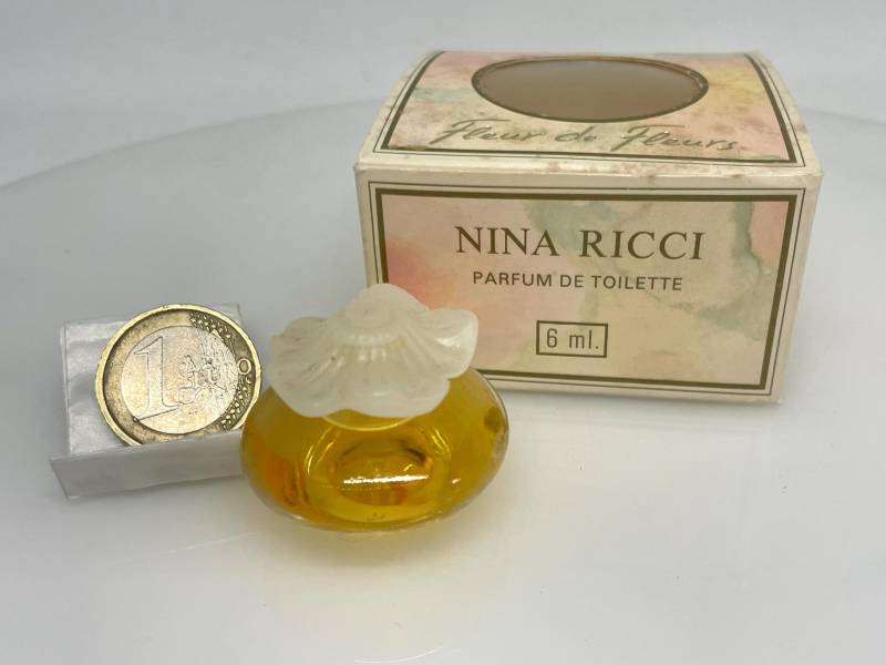 Fleur De Fleurs Von Nina Ricci | 1980 Parfum Toilette Miniature 6 Ml von Etsy - VibaVintage